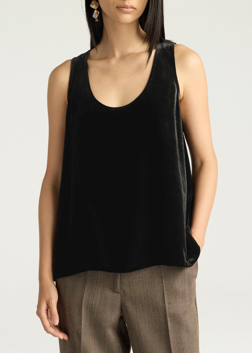 FW25-252MMOTO001_256MO19A TOP REMY NERO