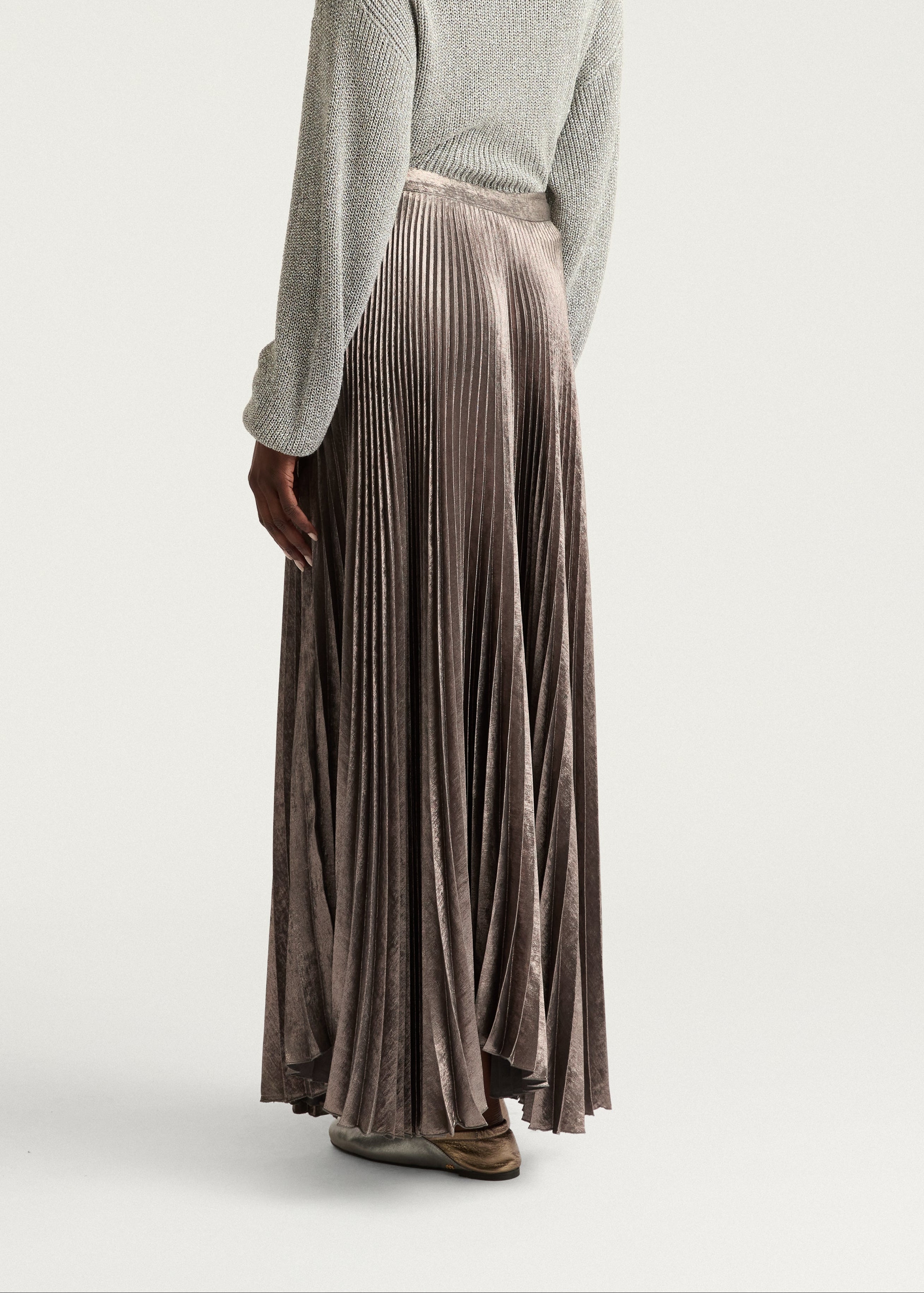 FW25-256MMOSK005_256MO08 GONNA LILY IN LAMINATO FLUIDO - FUMÉ