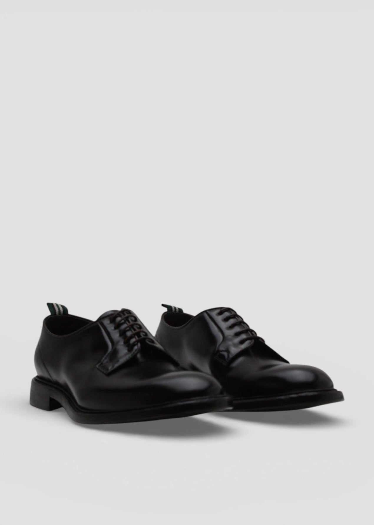 SS26-3029. STRINGATA UOMO IN PELLE TESTA DI MORO