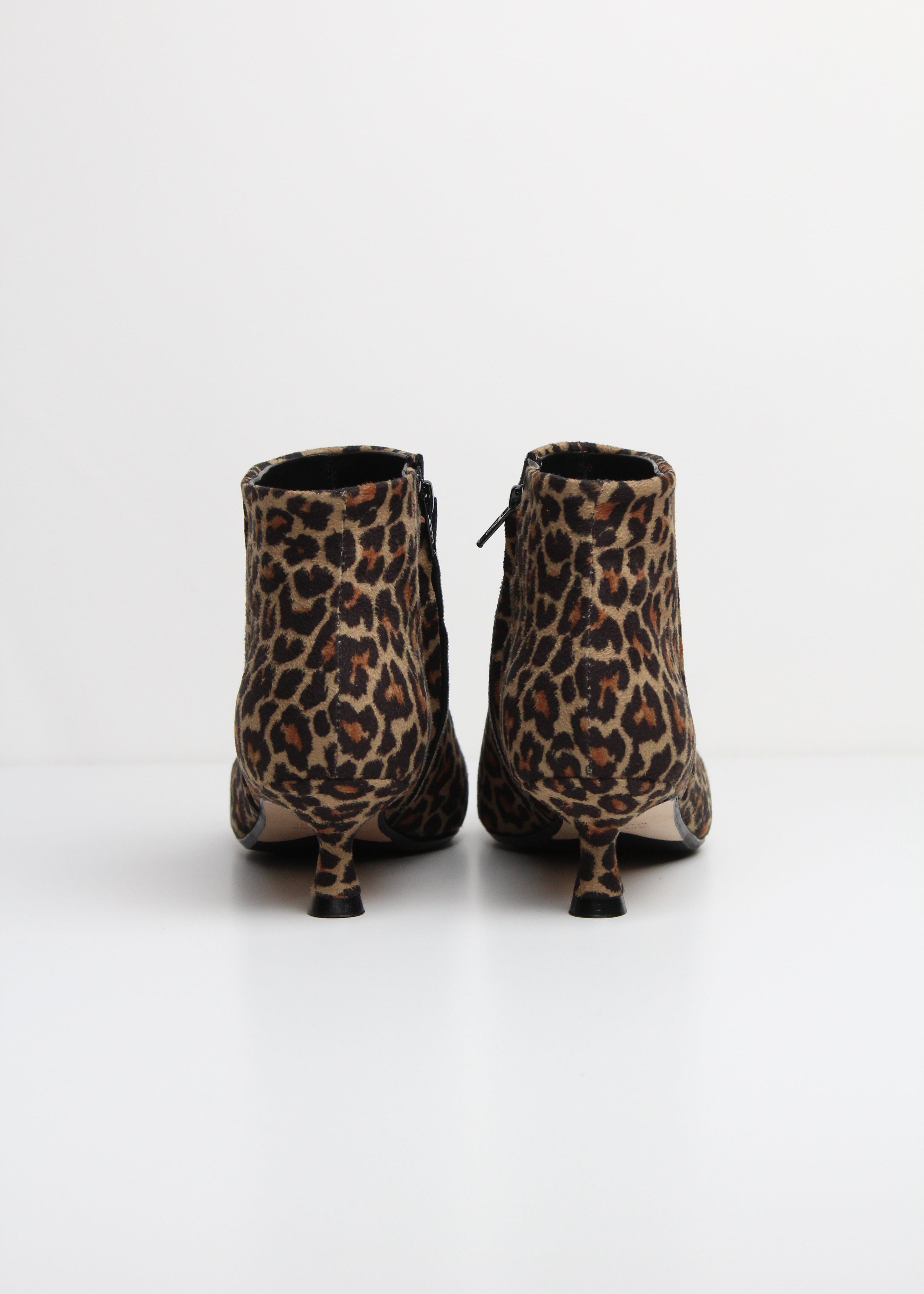 FW25 9397B STIVALETTO IN CAMOSCIO MACULATO