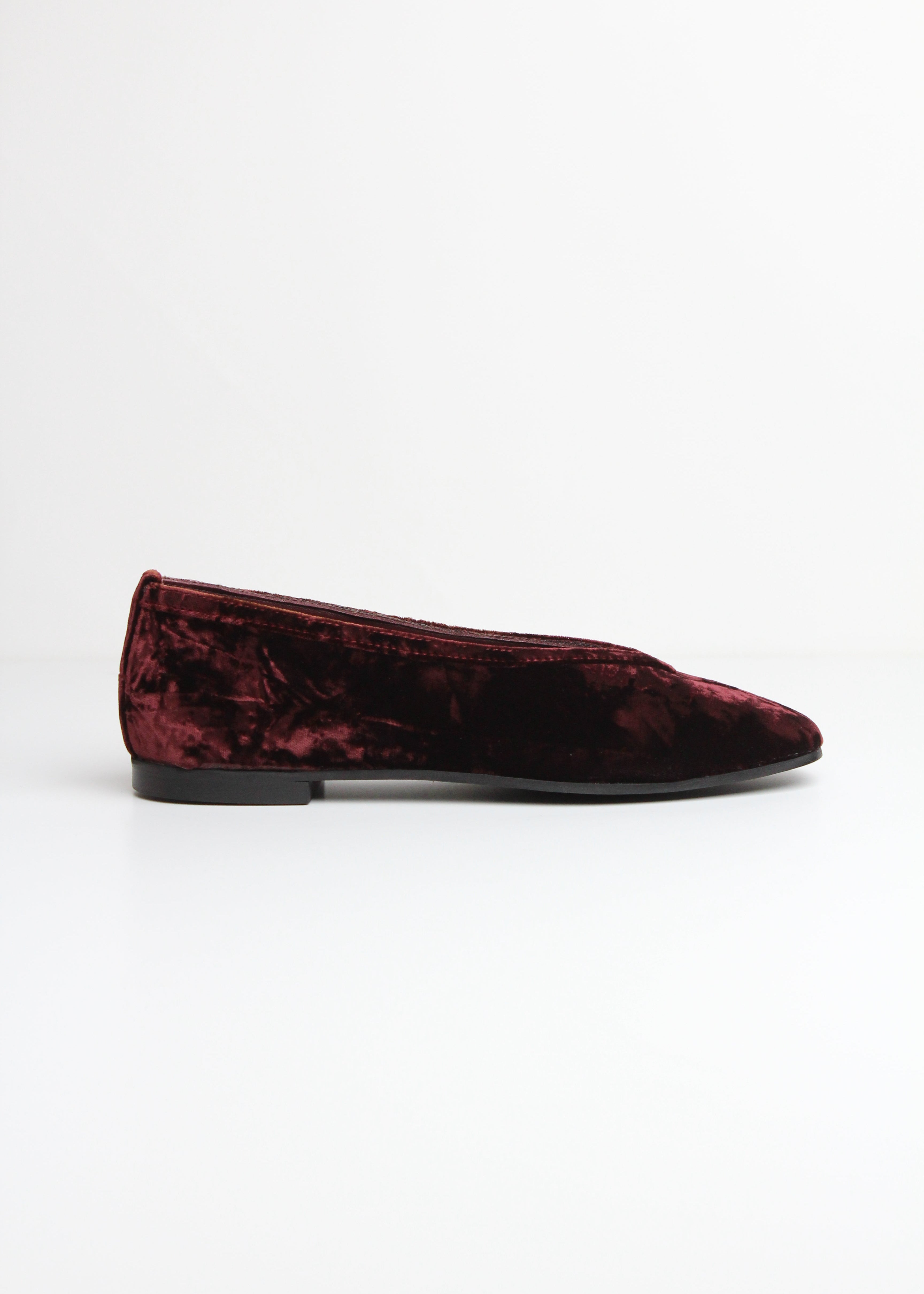 FW25-984 BALLERINA IN CAMOSCIO AMARANTO – VERSILIA | MADE IN ITALY