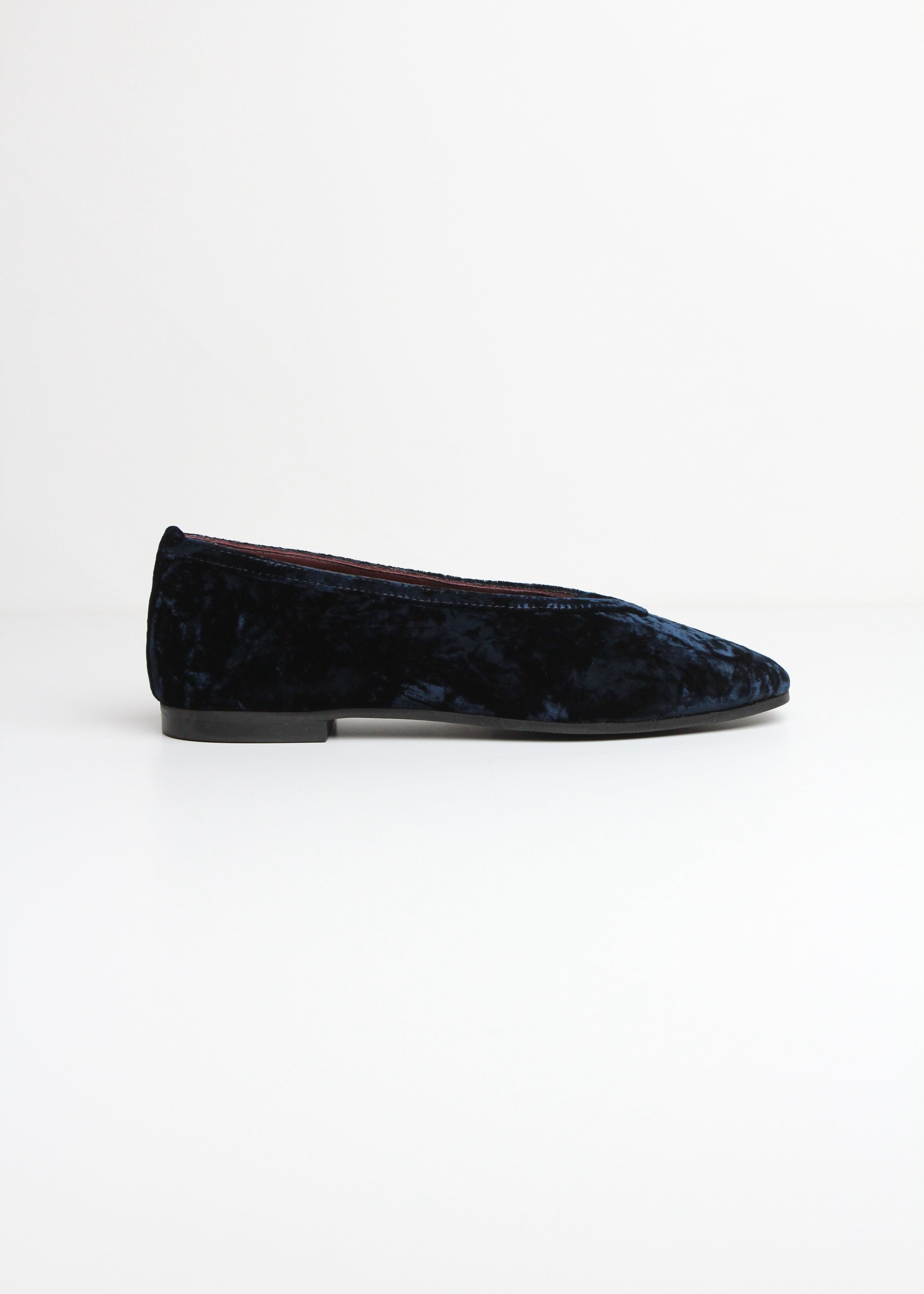 FW25-984 BALLERINA IN CAMOSCIO BLU NAVY – VERSILIA | MADE IN ITALY