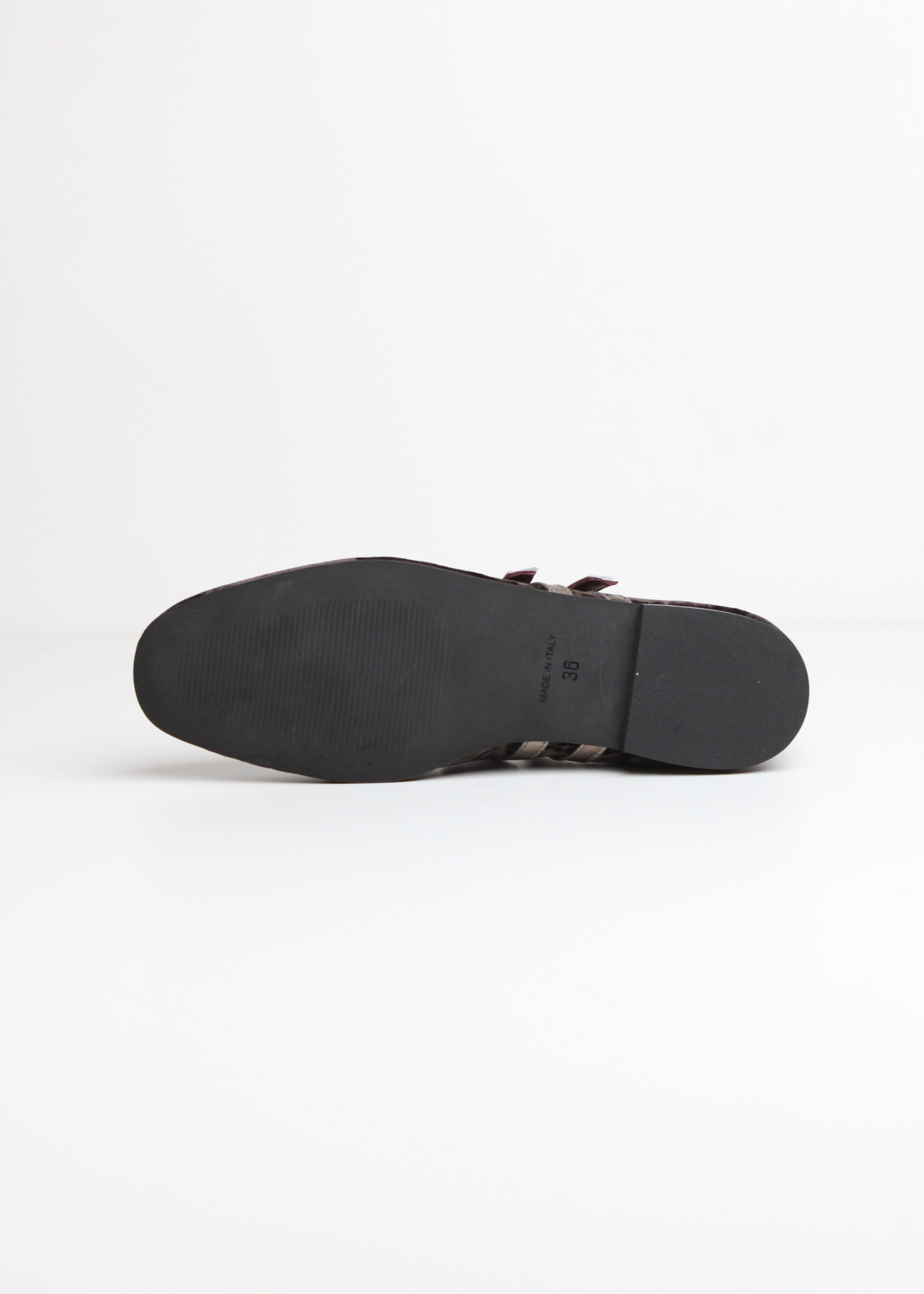 FW25-991 BALLERINA IN CAMOSCIO TESTA DI MORO CON DOPPIO CINTURINO – VERSILIA | MADE IN ITALY