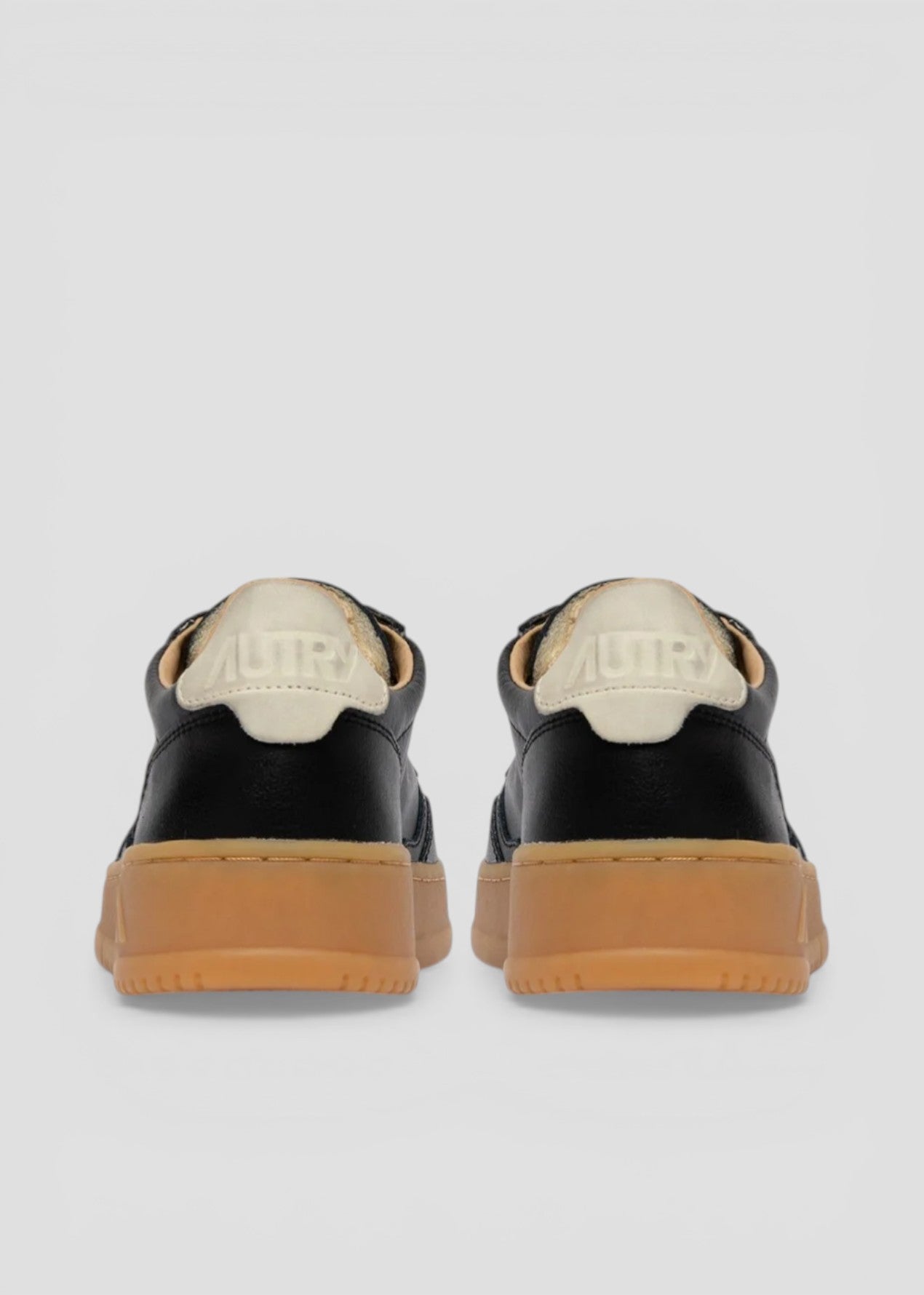 AULM-BD04 SNEAKERS MEDALIST LEATHER/NABUK BLACK/MARSHMALLOW
