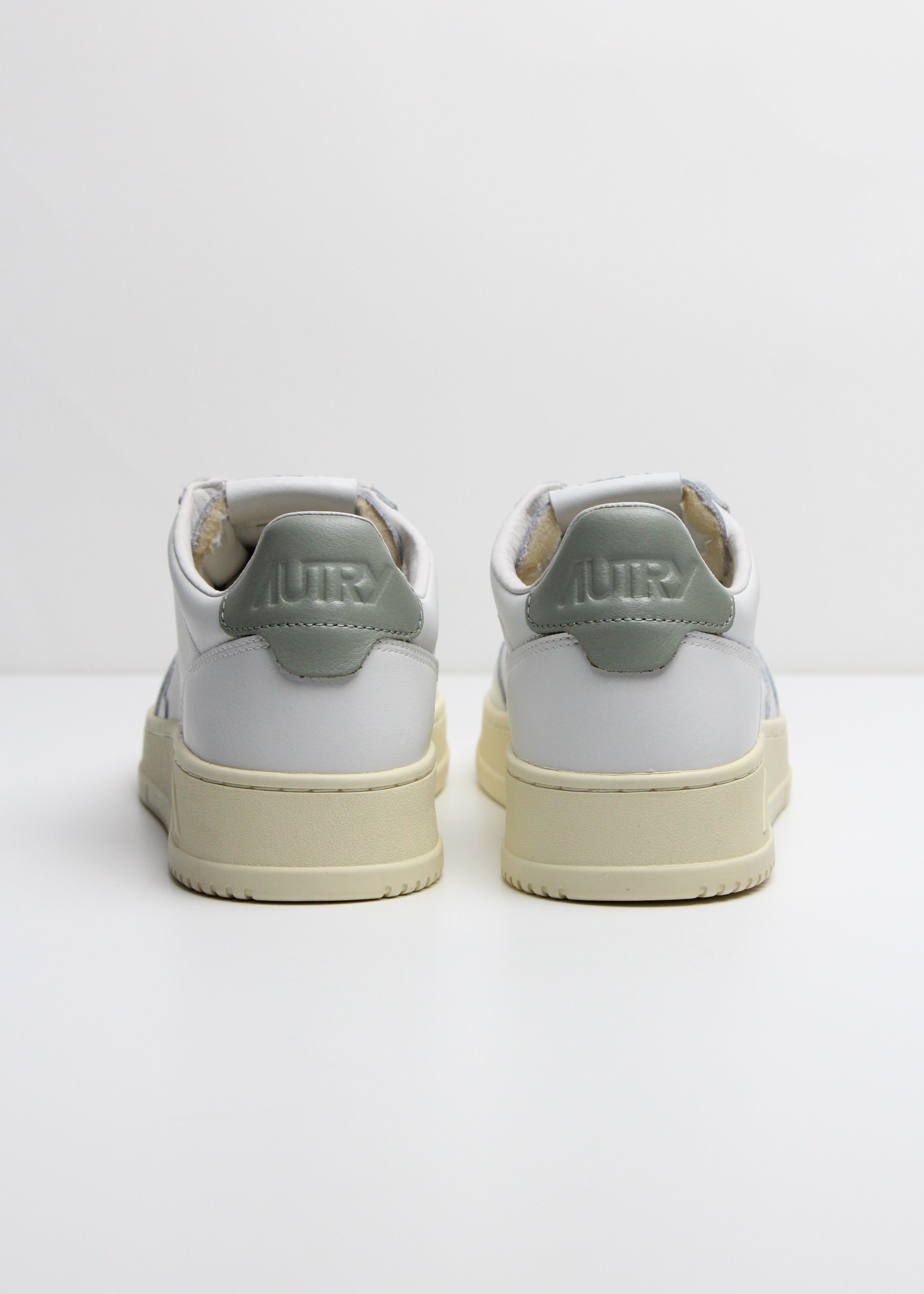 SS26-AULM-LL11 SNEAKERS MEDALIST LEATHER/LEATHER WHITE/SEA GRASS