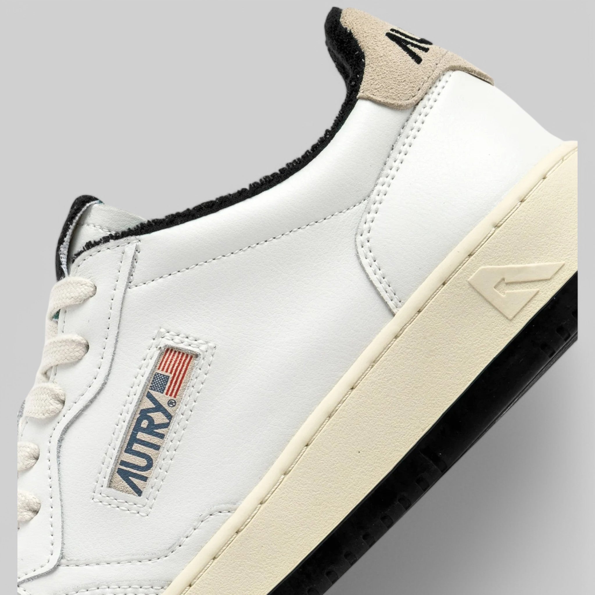 SNEAKERS AULW-VS08 MEDALIST LOW VIRGIN/SPONGE WHT/BLK