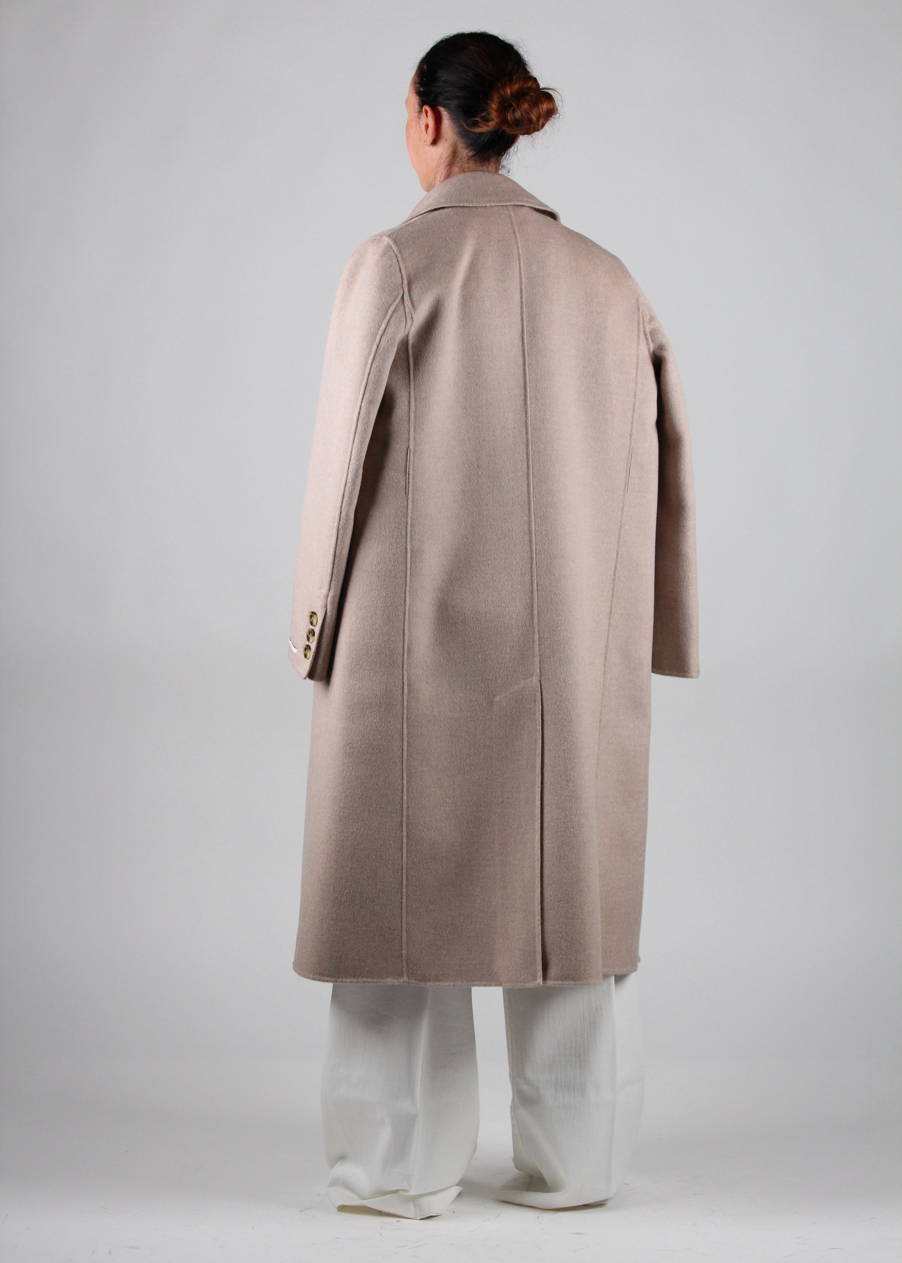 FW25-2523016061-002 ARA CAPPOTTO DOPPIO PETTO IN PURA LANA BEIGE