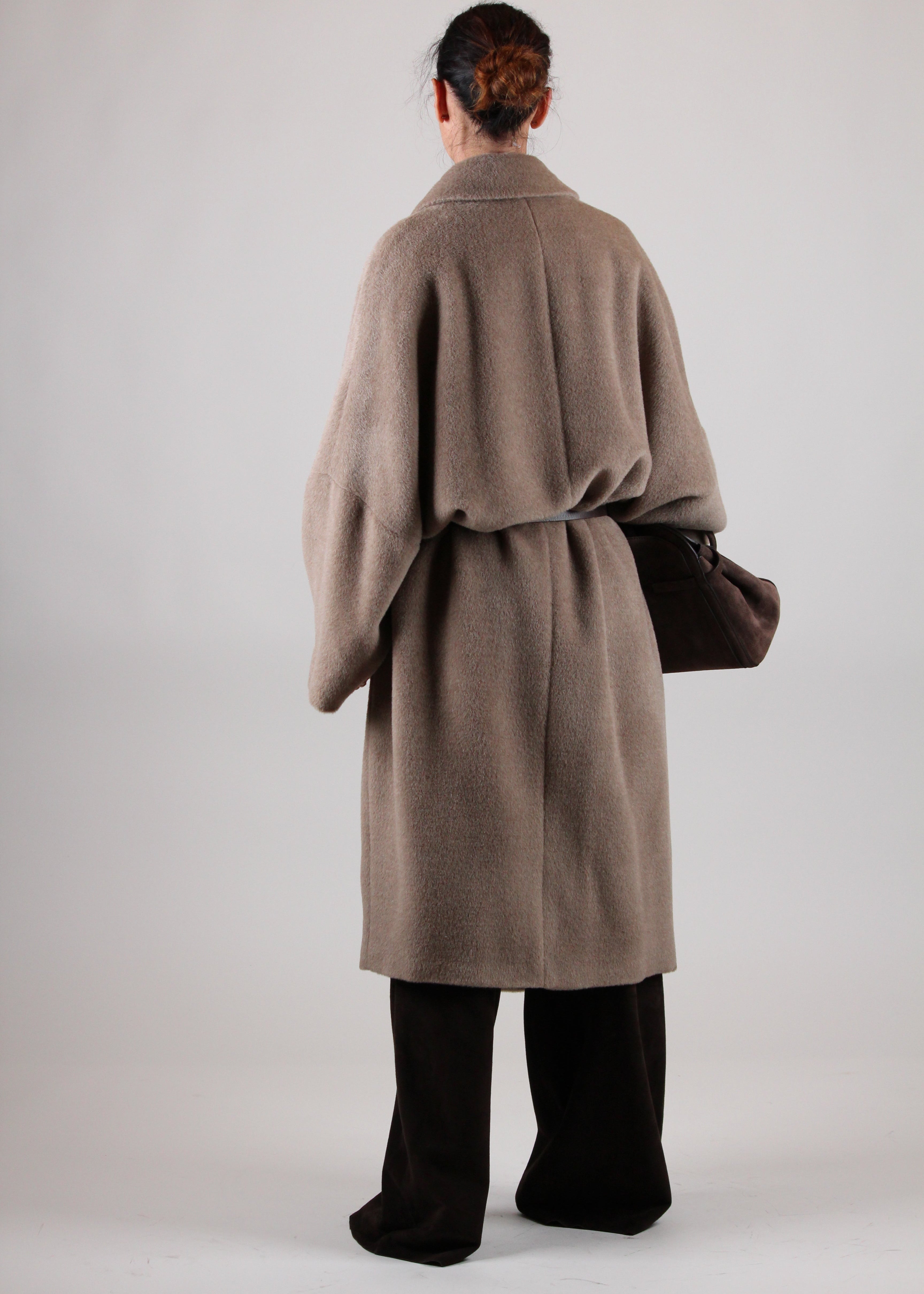 FW25-2523016122-001 ICAM CAPPOTTO OVERSIZE IN ALPACA TORTORA