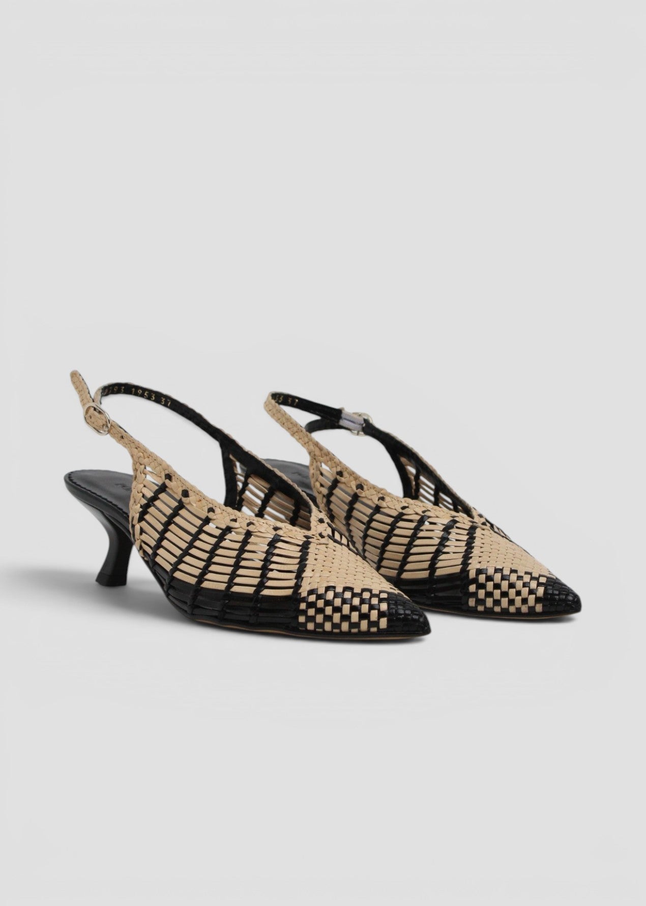 11953 SLINGBACK CAROL IN PELLE INTRECCIATA BICOLOR BEIGE E NERO.