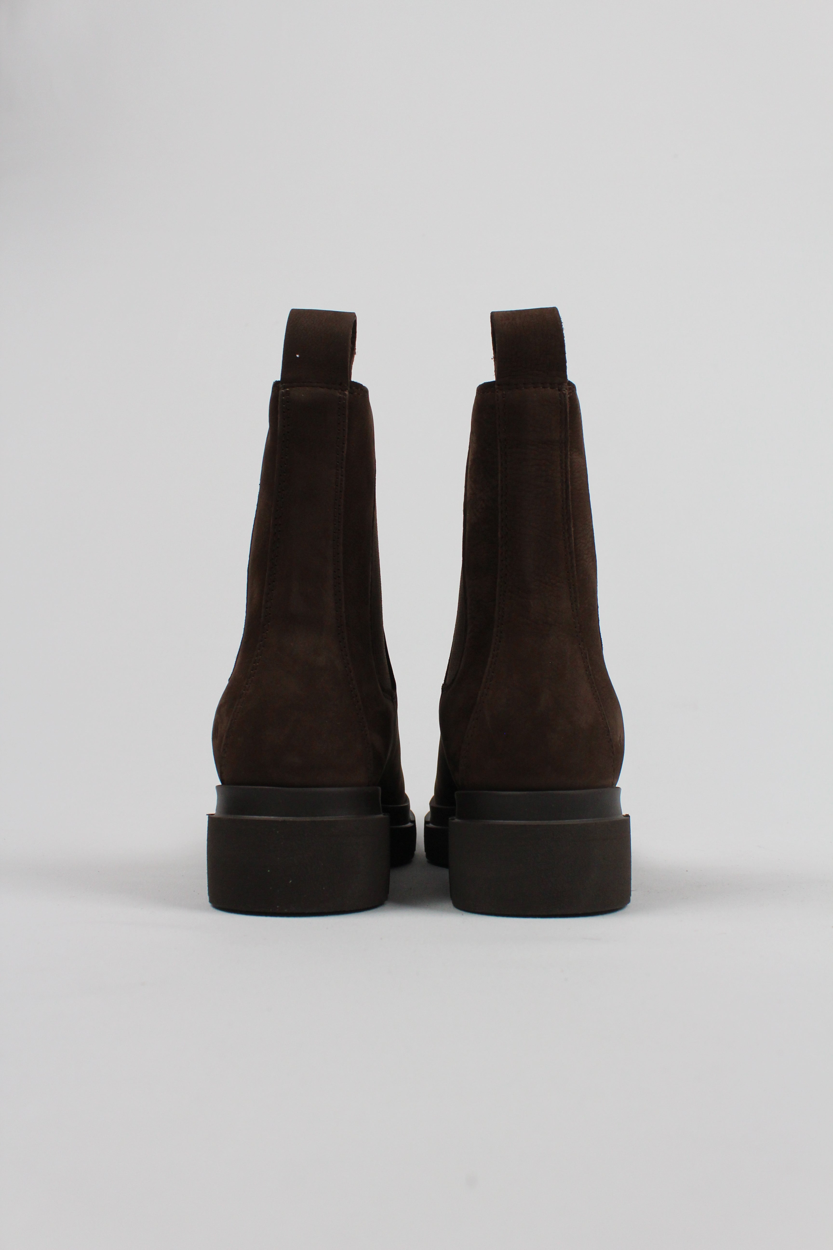 CHP570/NAB STIVALETTO CHELSEA IN NUBUK COL CIOCCOLATO