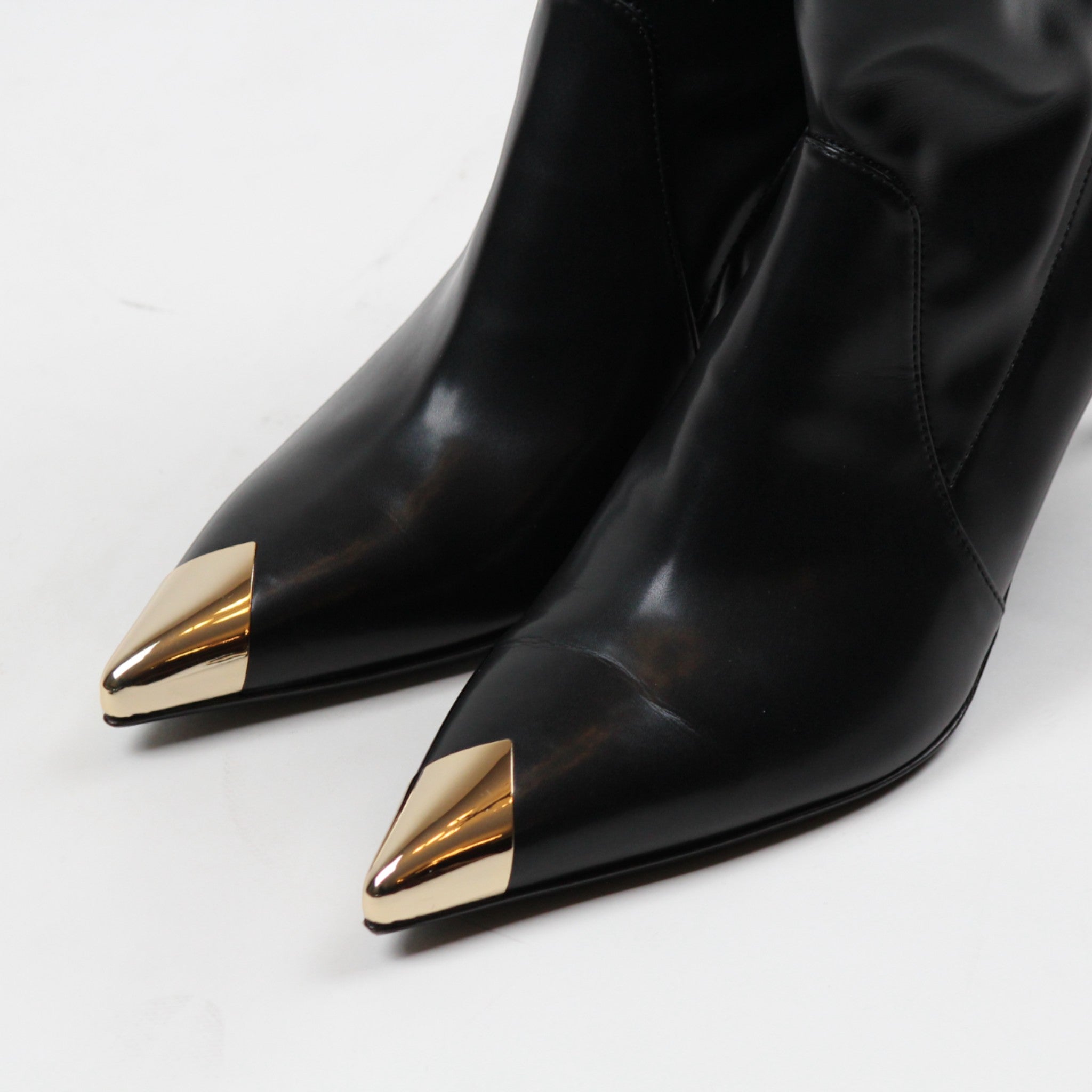 TRONCHETTO GALLIA5-PU ARLY NERO ELAST.CON ACCESSORIO SULLA PUNTA IN ACCIAIO