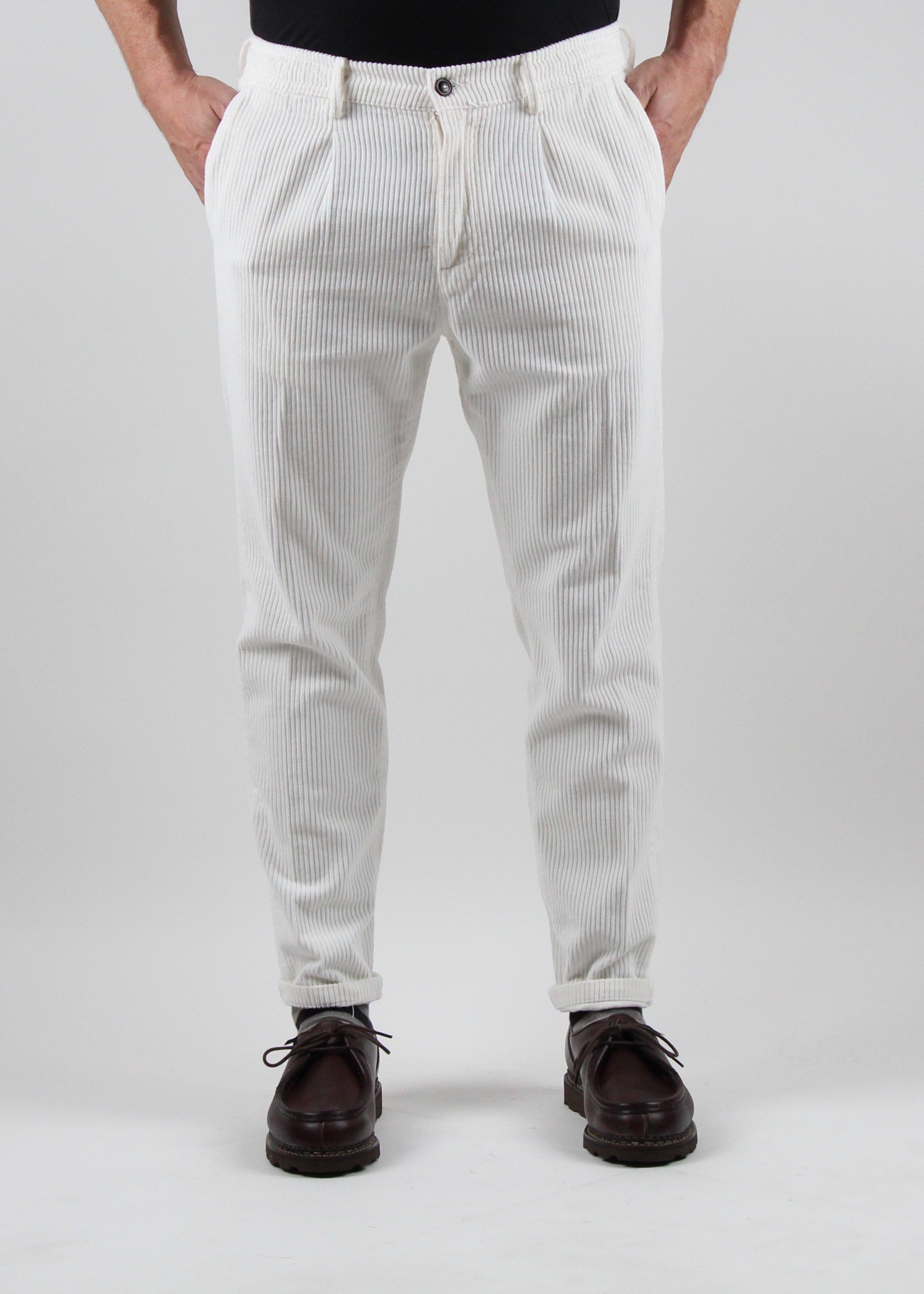 S.MO1. PANT. MITTE. 1407 VAR.BURRO