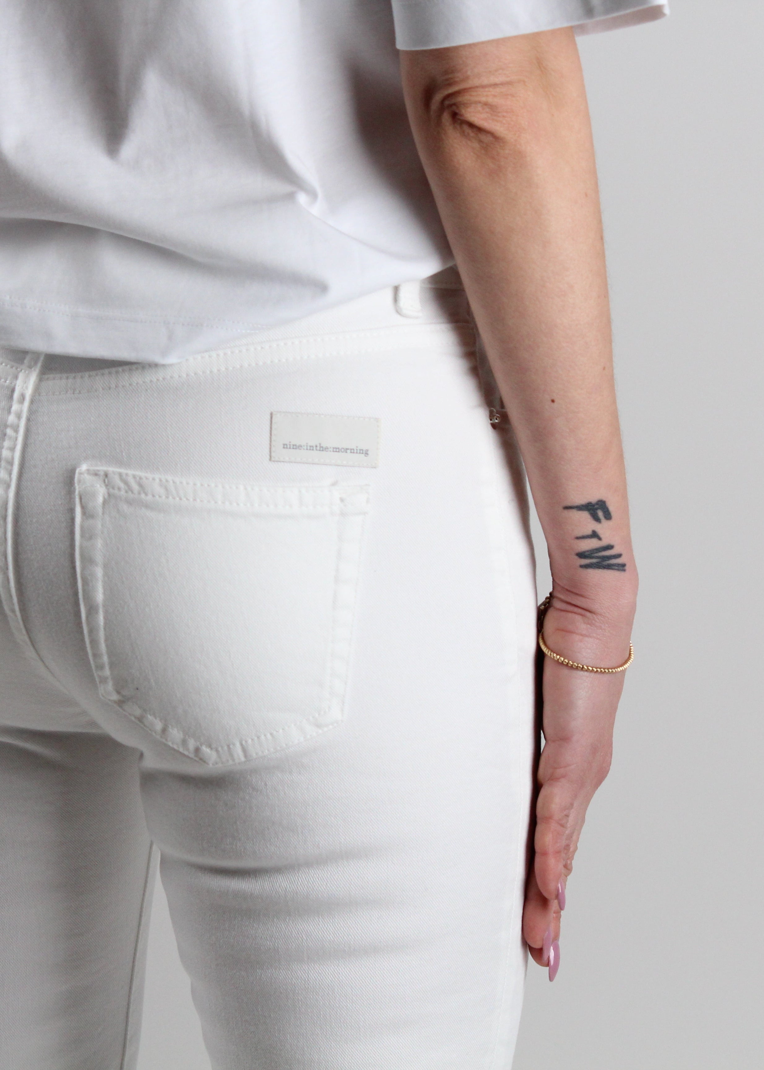 SS25-ED136-T58-OTTICO JEANS ENDLESS TRUMPET