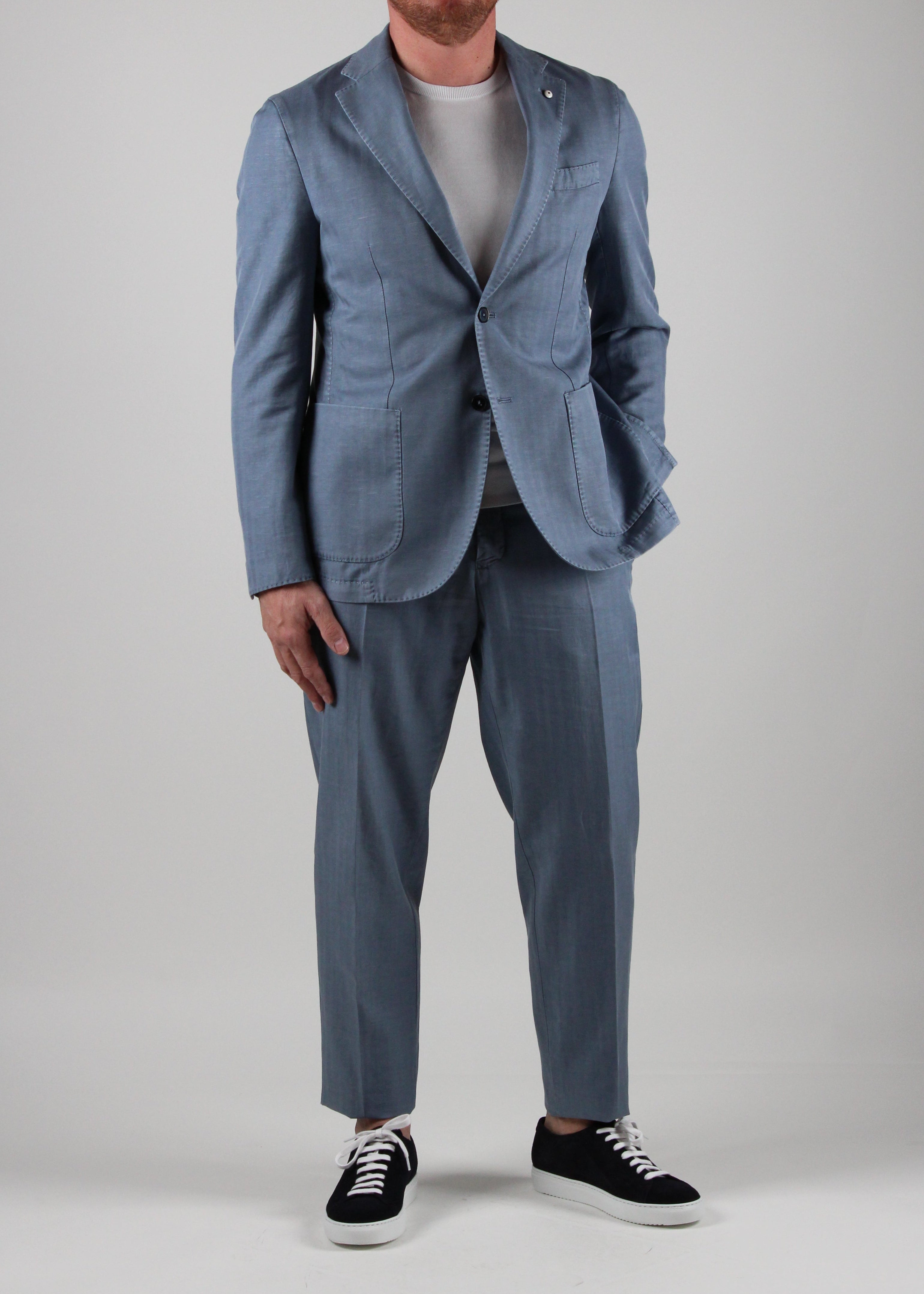 SS25 3850-S-55033/06 ABITO UOMO MONOPETTO IN COTONE E LINO COLORE AZZURRO POLVERE