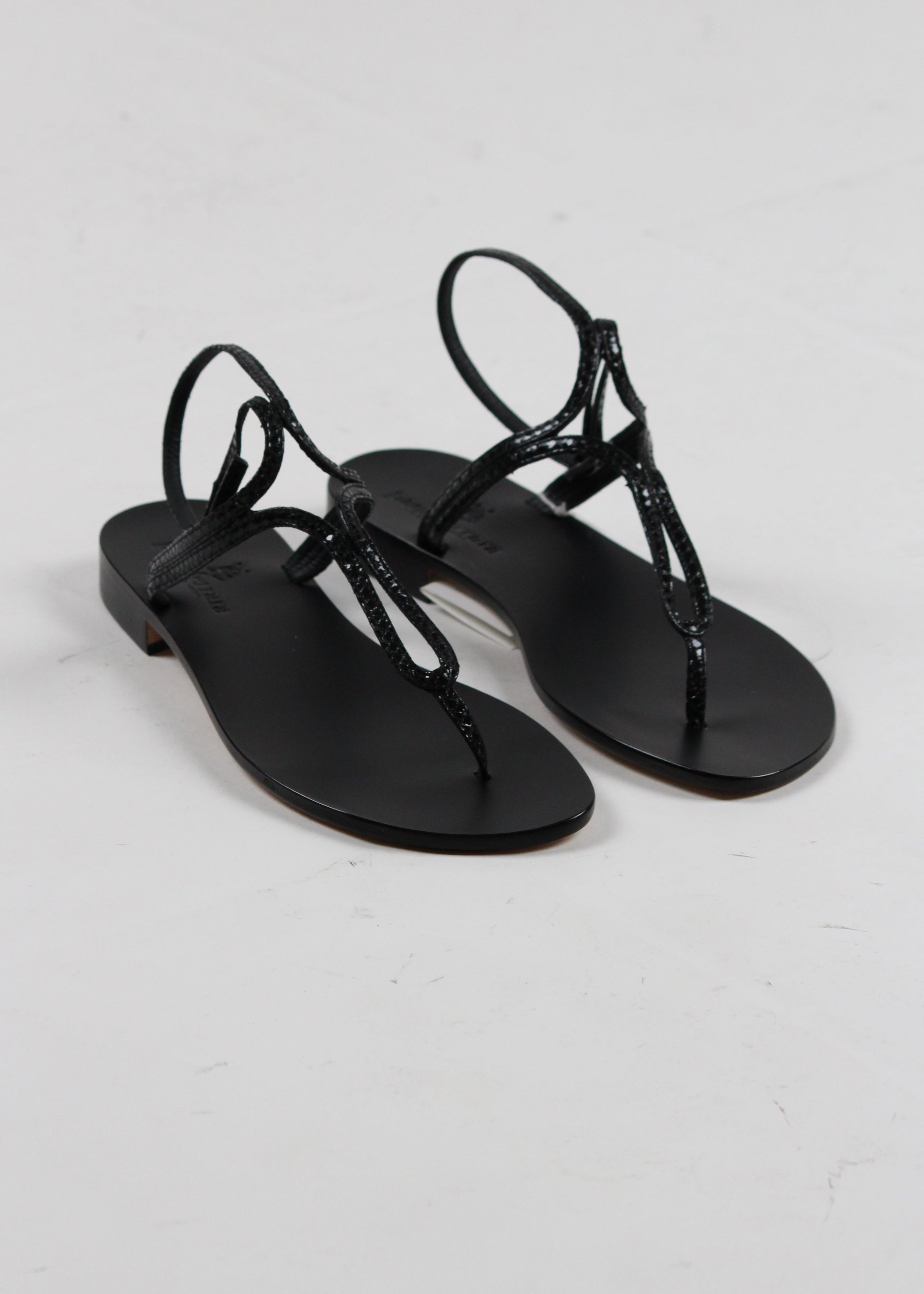 SS25-2853-T15 SANDALO CAPRESE INFRADITO IN DIAMANTE NERO