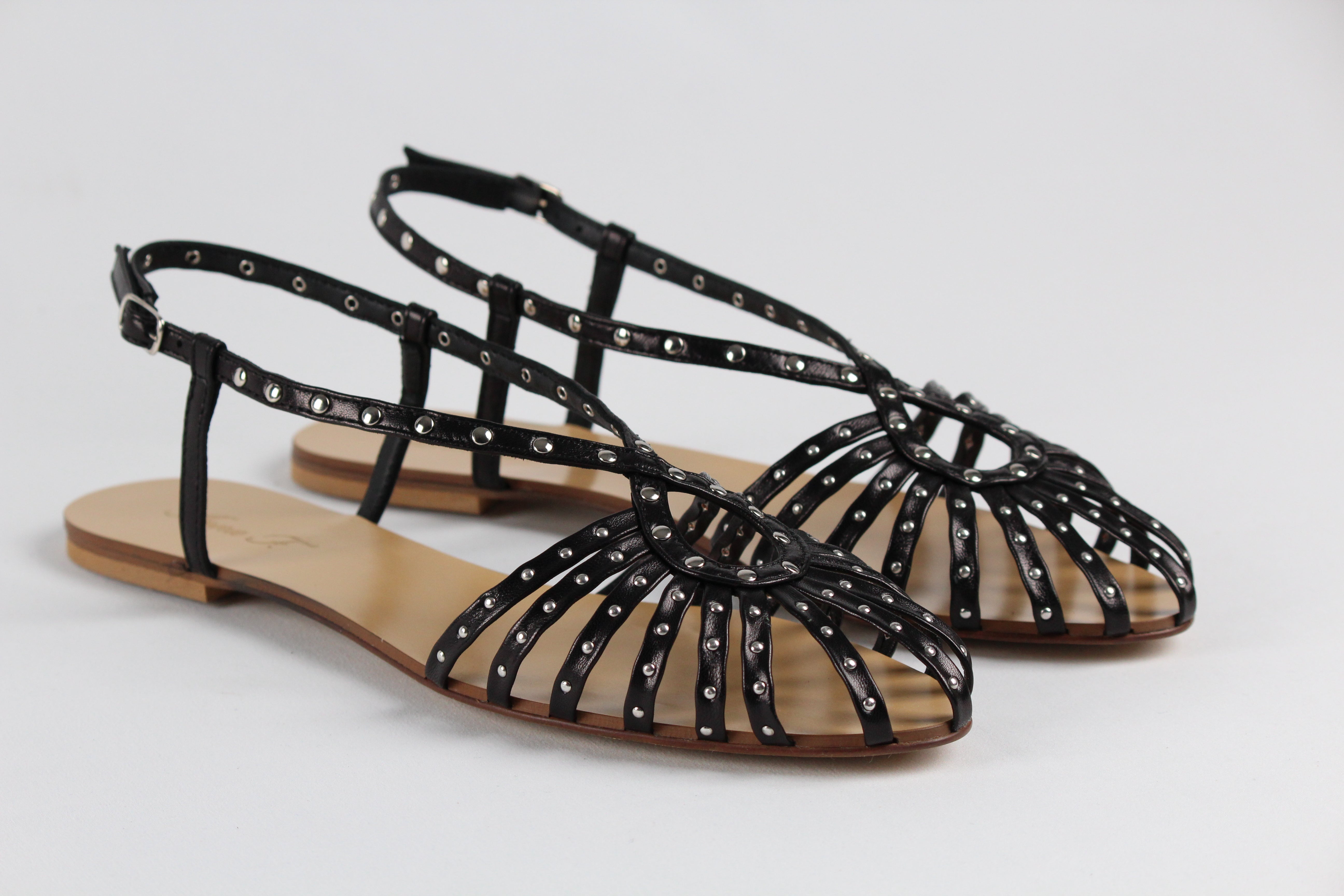 514. SANDALO RAGNETTO CON BORCHIE NEW IN NAPPA NERO