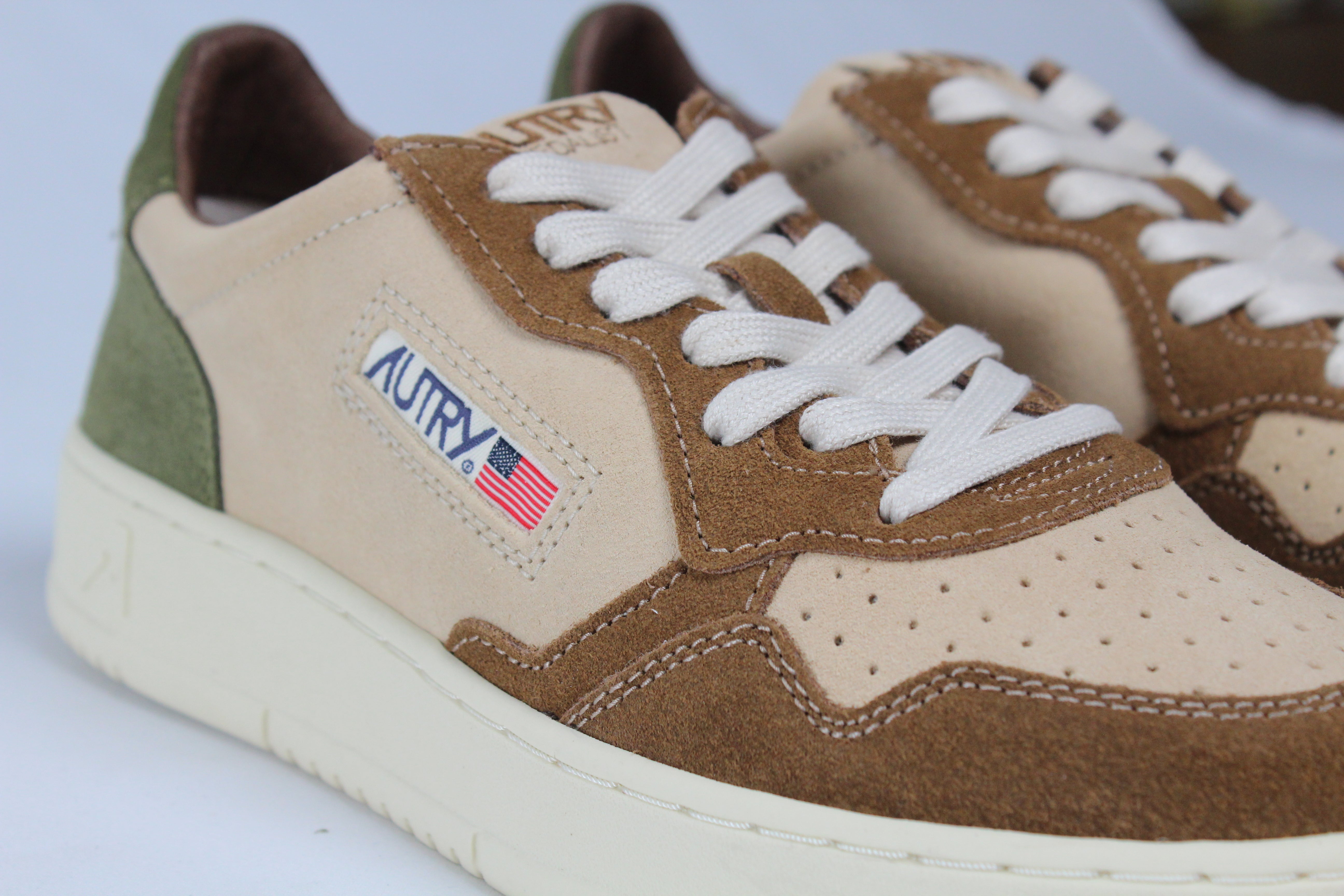 AI/SS25 AULM-TS17 SNEAKERS MEDALIST TRIC/SUEDE CAPPER/LAND