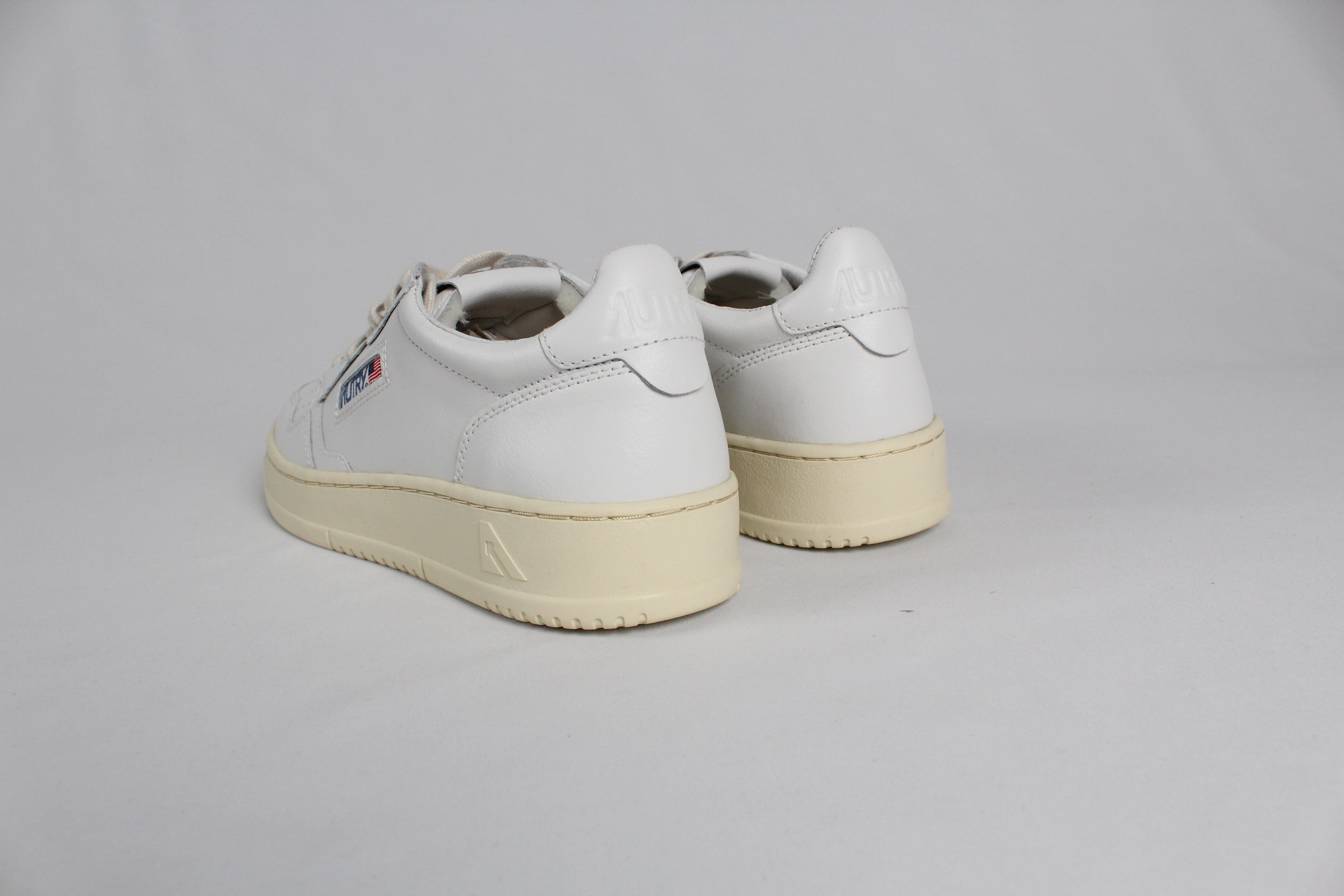 AI/SS25 AULM-LL15 SNEAKERS MEDALIST LEAT/LEAT WHT/WHT