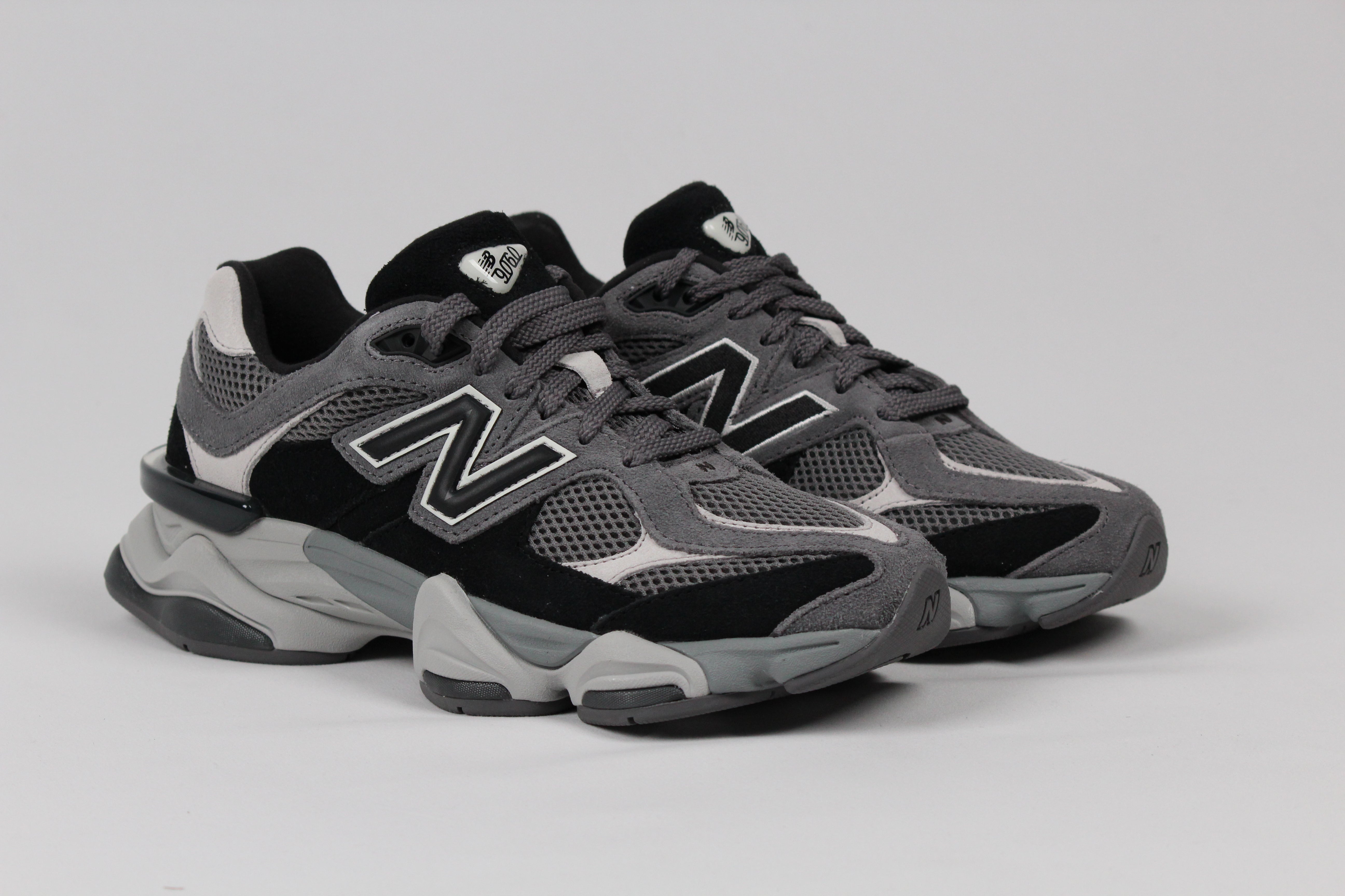 AI/SS25-U9060ERA SNEAKERS SUEDE-MESH BLACK