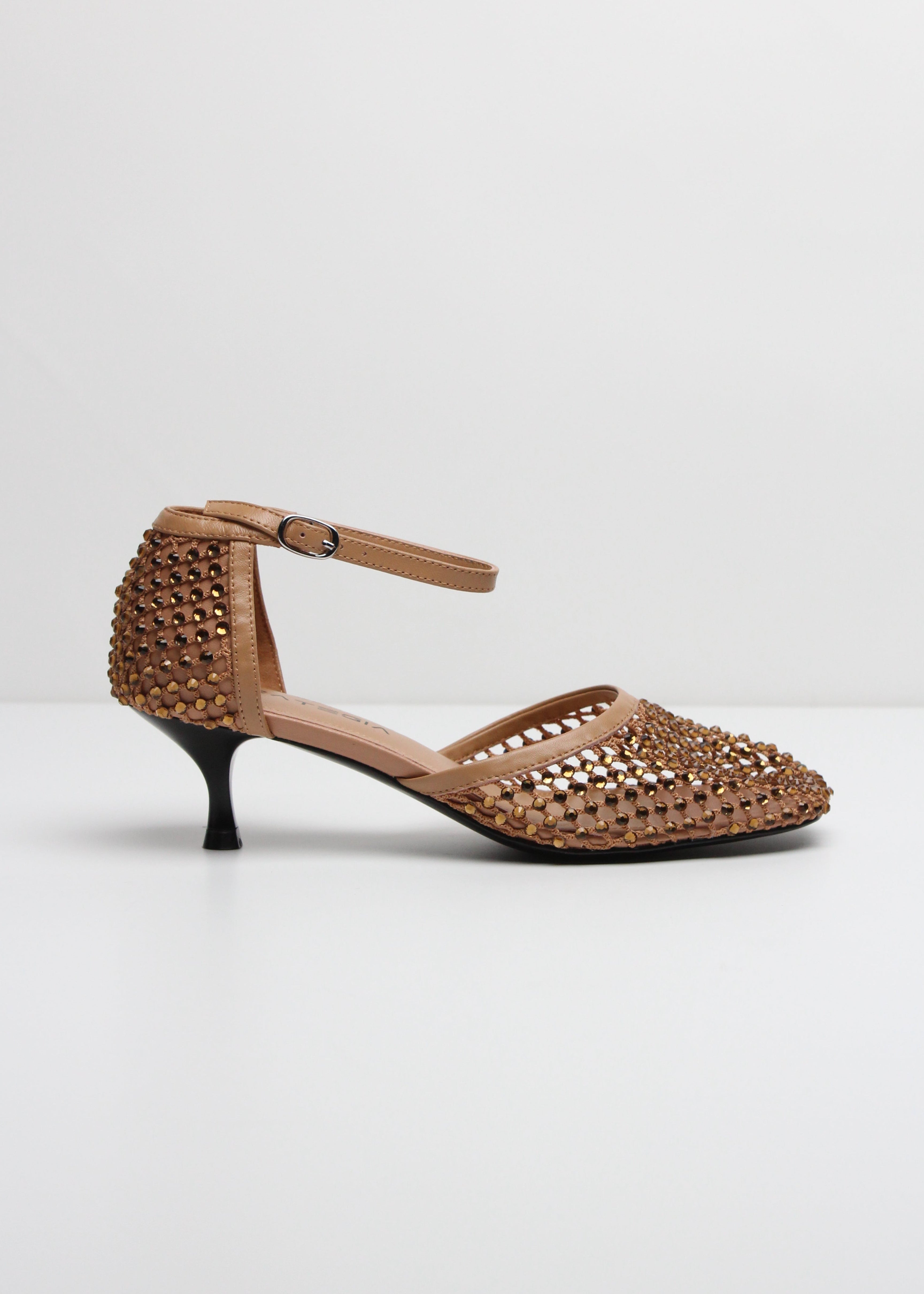 SS26-R15 DECOLLETE SHINY PUMP STRASS SAHARA