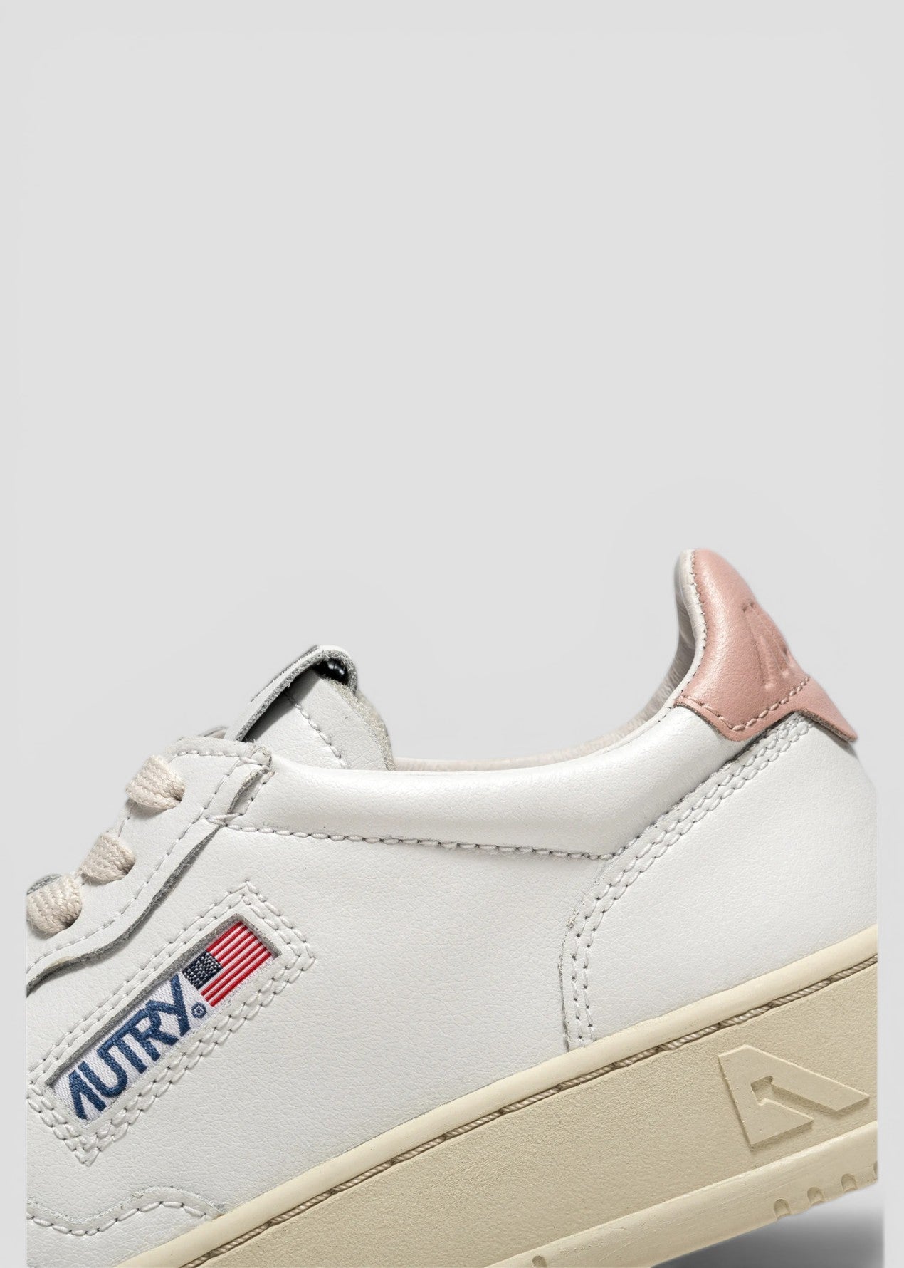 SNEAKERS AULW-LL16 SNEAKERS DONNA MEDALIST LOW IN PELLE BIANCA E ROSA