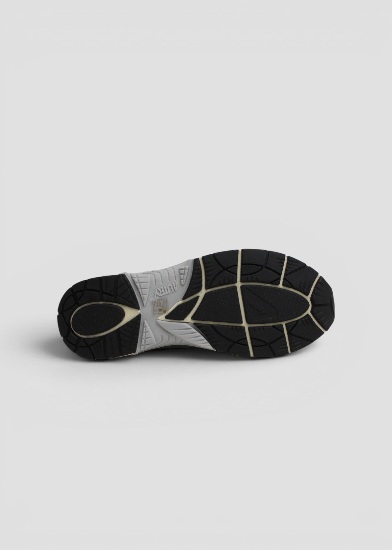 SS26-HYLM-MV09 SNEAKERS UOMO HYPERWAY MESH/MIRROR SILVER/BLACK/BLACK