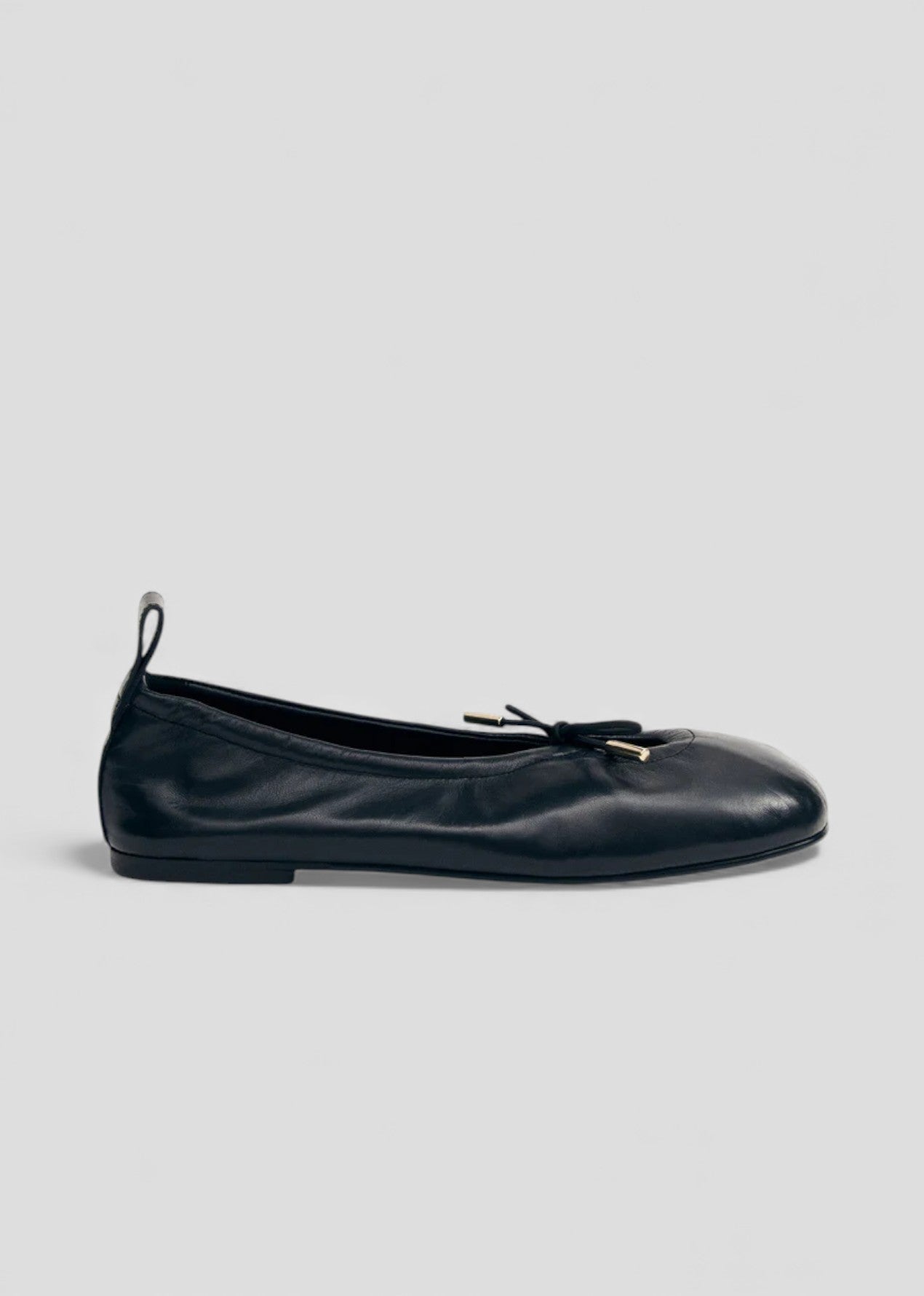 SS26-100303-04. ROSALIND BALLERINA IN PELLE NERA