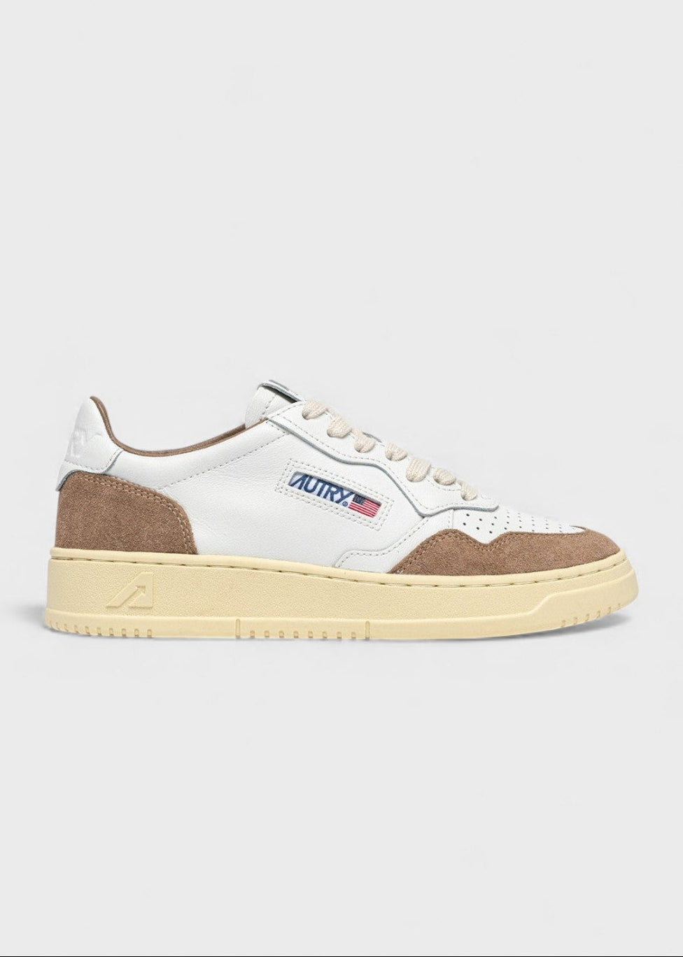 SS26-AULM-FT02 SNEAKERS MEDALIST LEATHER/SUEDE WHITE/ANTILOPE