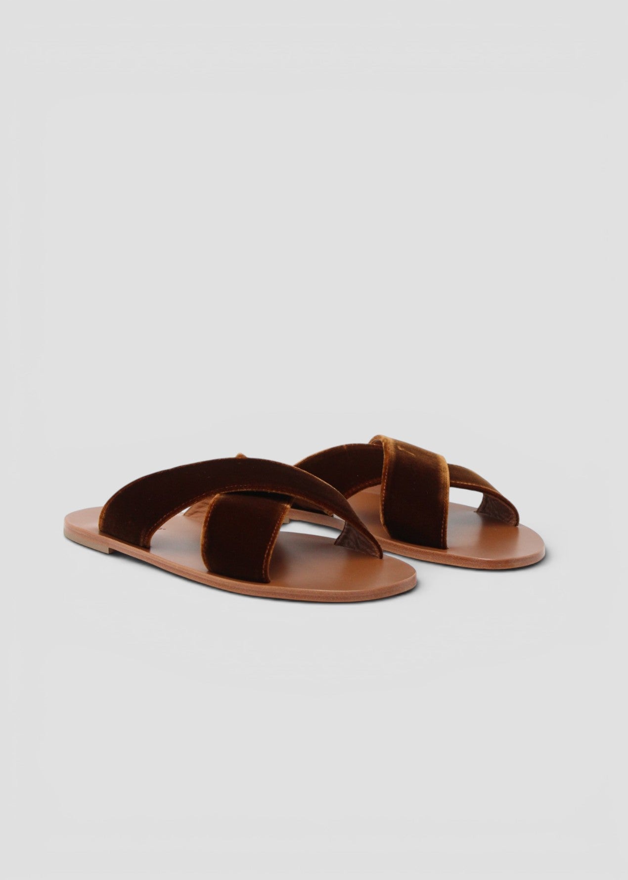 SS26-9426268. STROMBOLI SANDALO IN VELLUTO COLOR CACHI