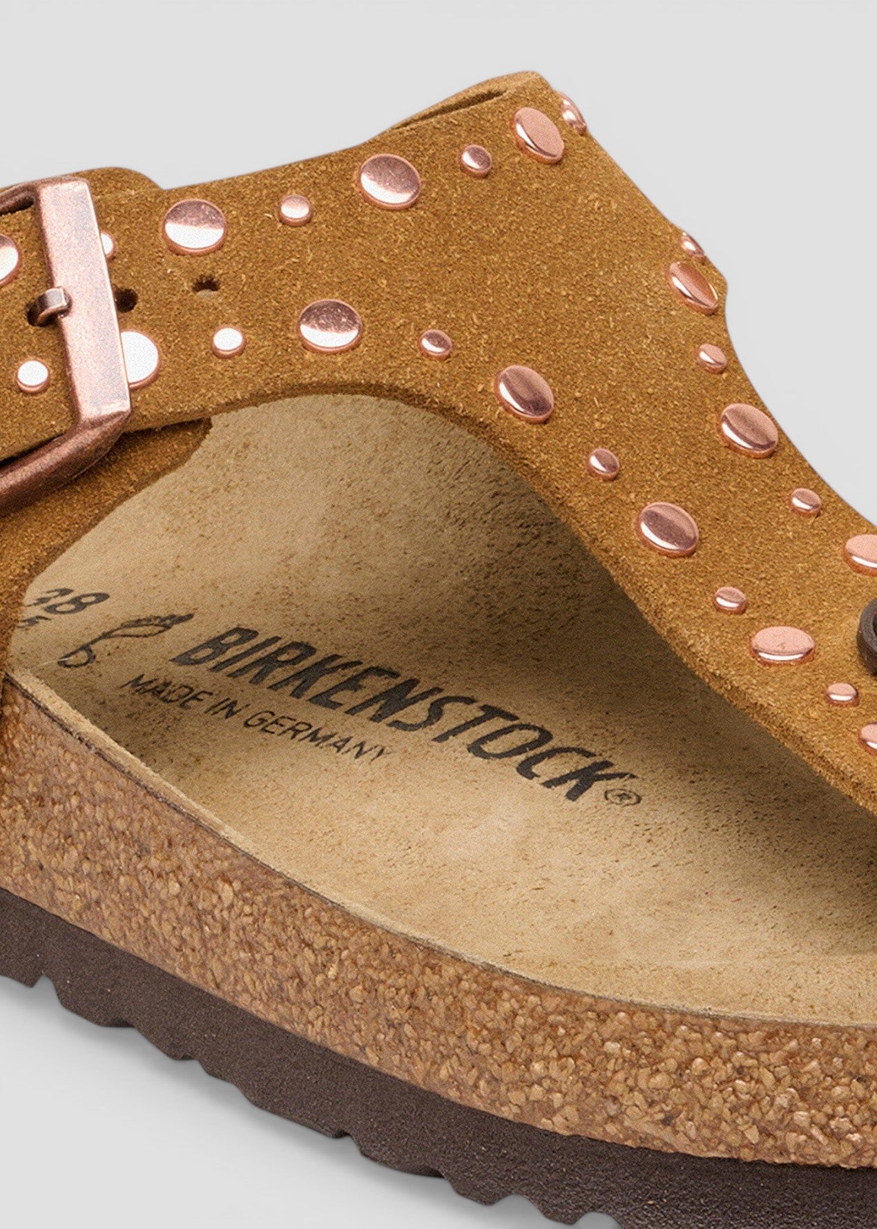 1031649  GIZEH DONNA RIVET MINK SUEDE LEATHER