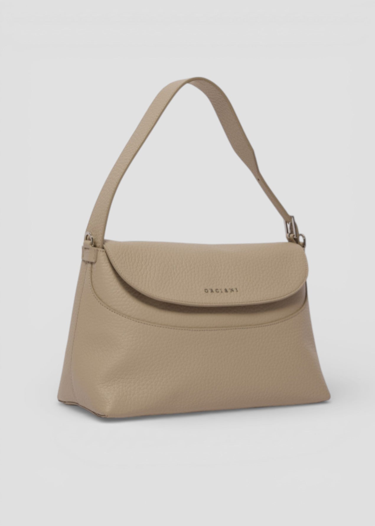 SS26-B02176-SOF BORSA A SPALLA  NANA SOFT IN PELLE MARTELLATA CON TRACOLLA  SABBIA