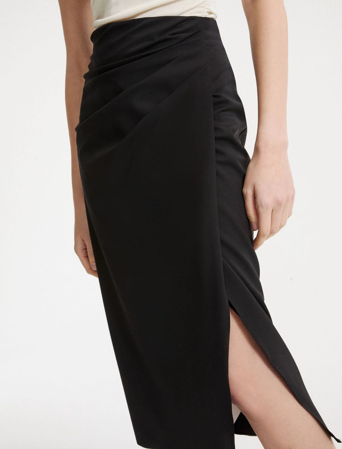 MLLZAMPA Gonna a tubino in lana stretch - NERO