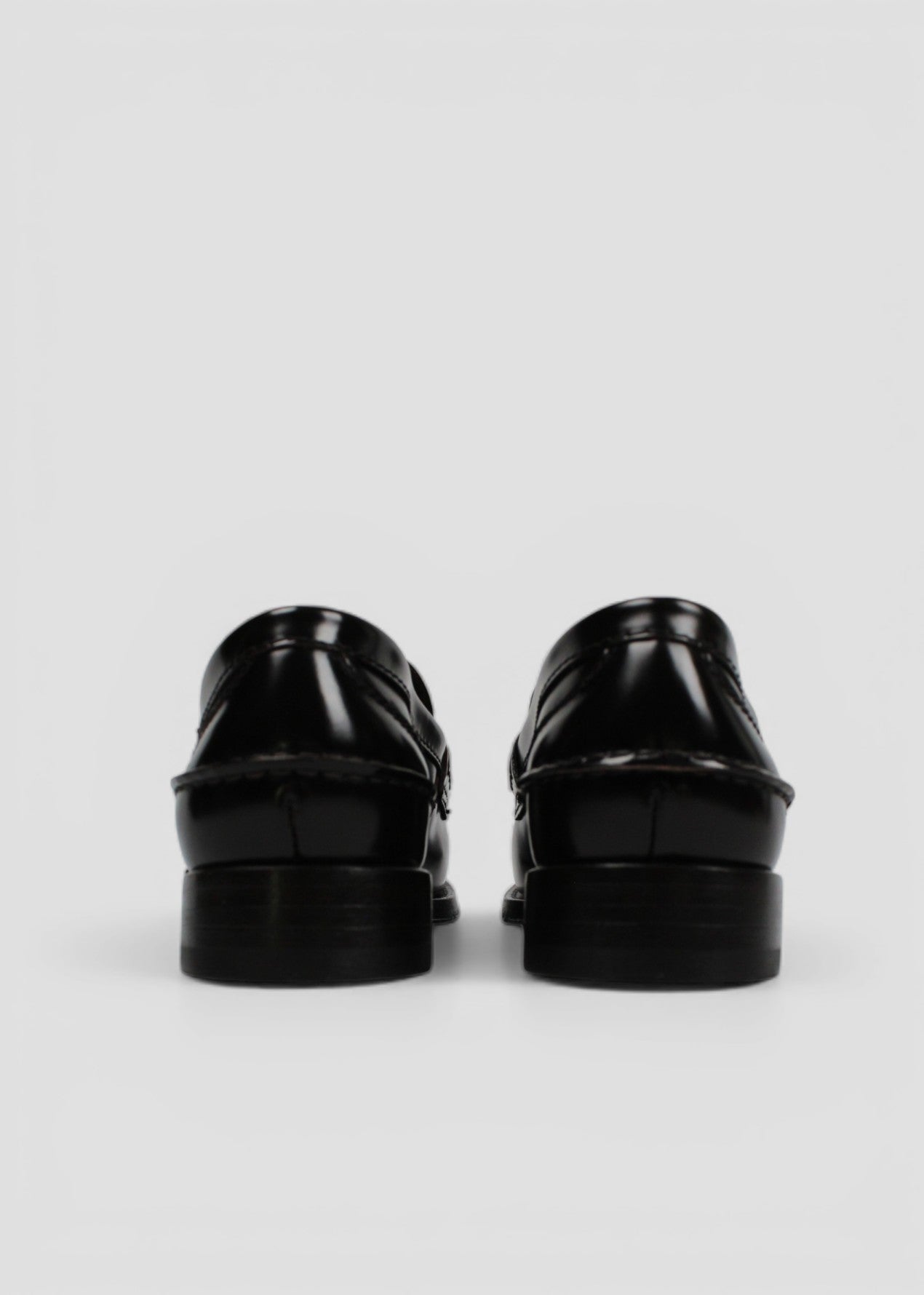 FW25-7053-PO97W-C6747P  MOCASSINO IN PELLE SPAZZOLATA TESTA DI MORO