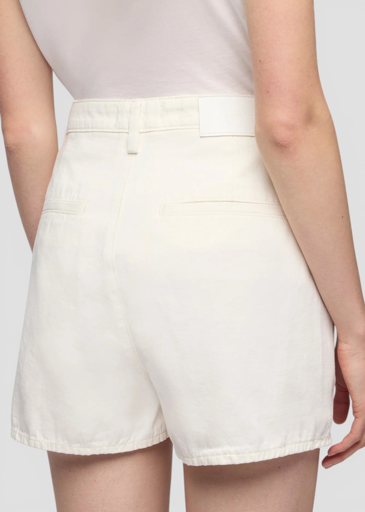 SS26-7U7F0X10-U7LNI JEANS TROUSER SHORTS COLORE BIANCO