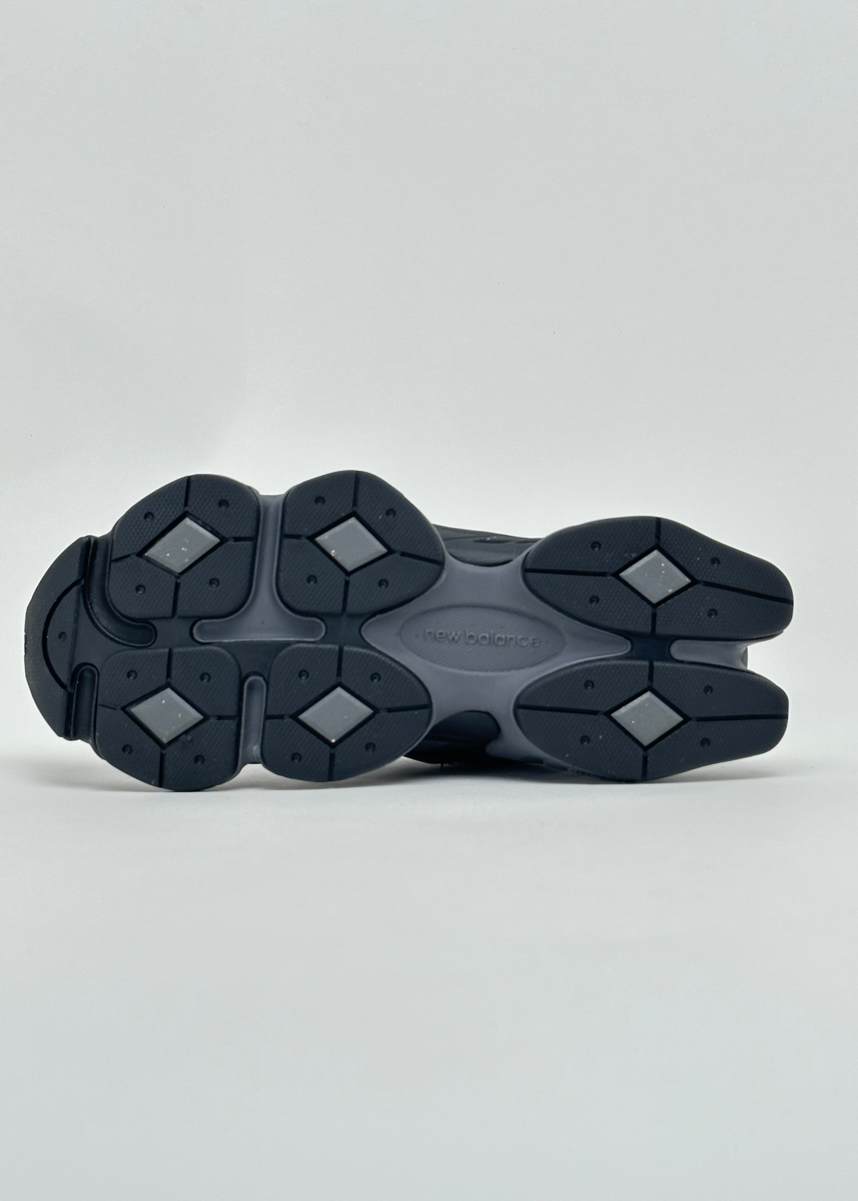 U90603VF  SNEAKERS UOMO SUEDE-BLACK-CASTLE
