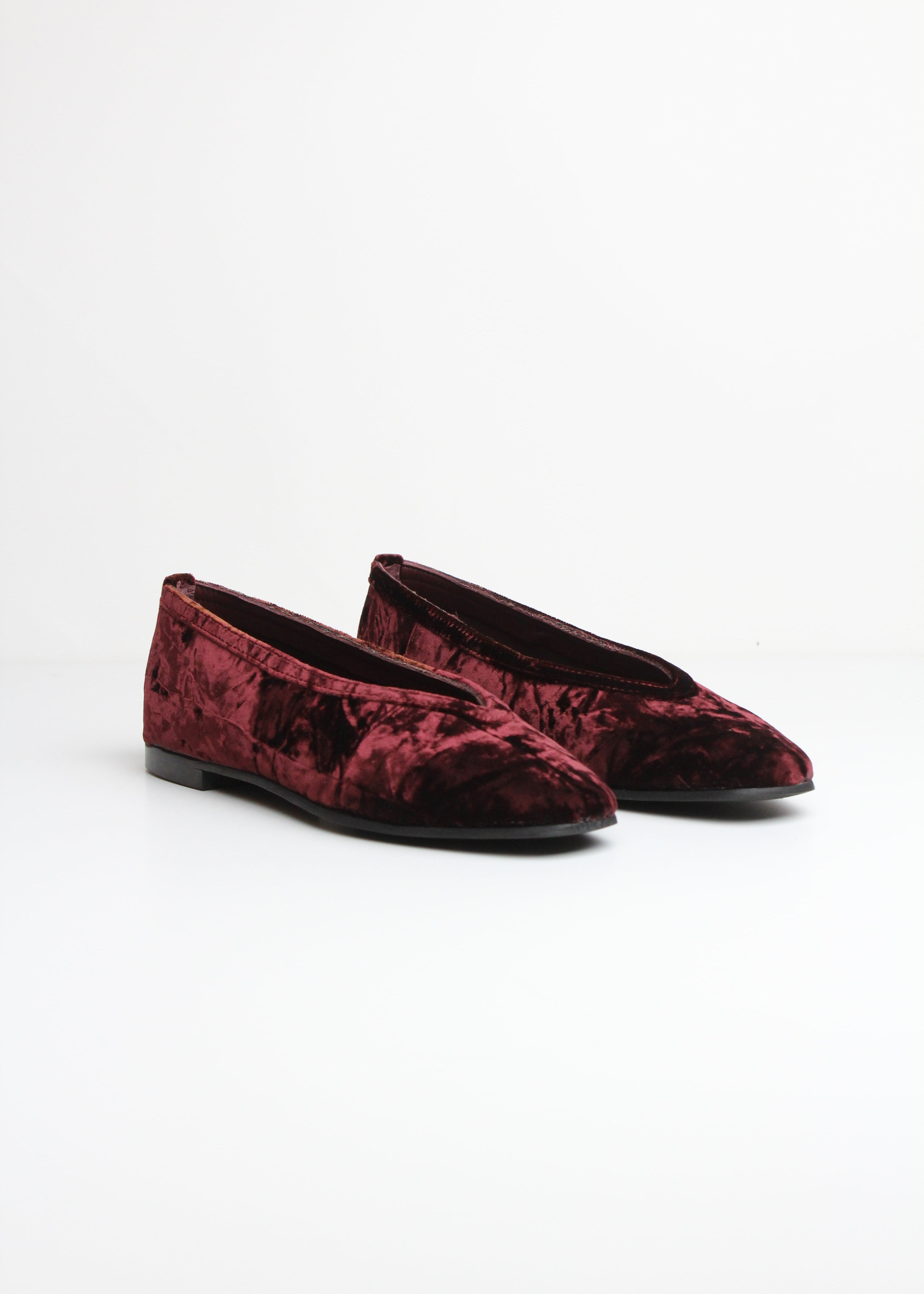 FW25-984  BALLERINA IN CAMOSCIO AMARANTO – VERSILIA | MADE IN ITALY