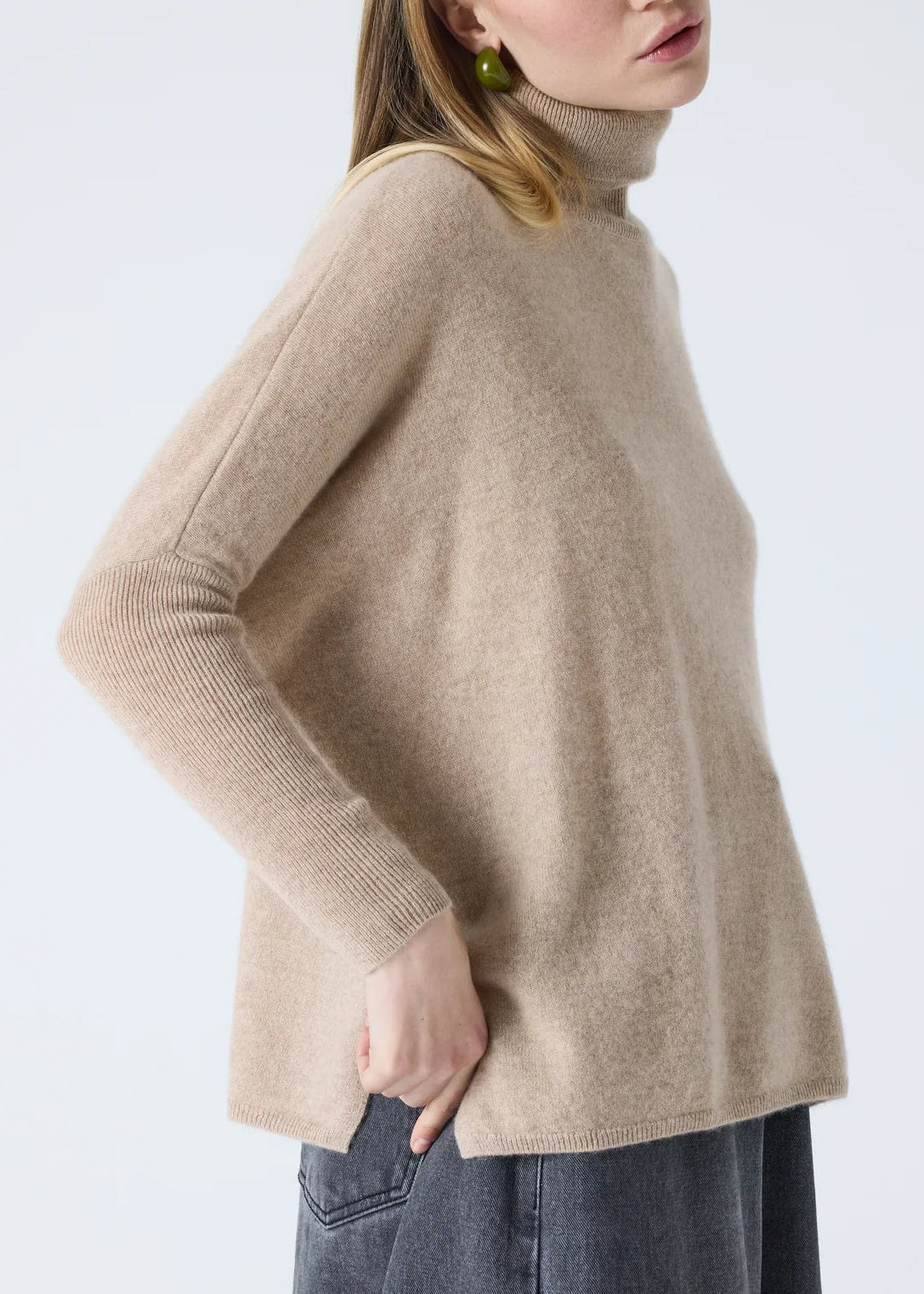 FW25-ACF202011C MAGLIA CLARA  COLORE  CHESTNUT