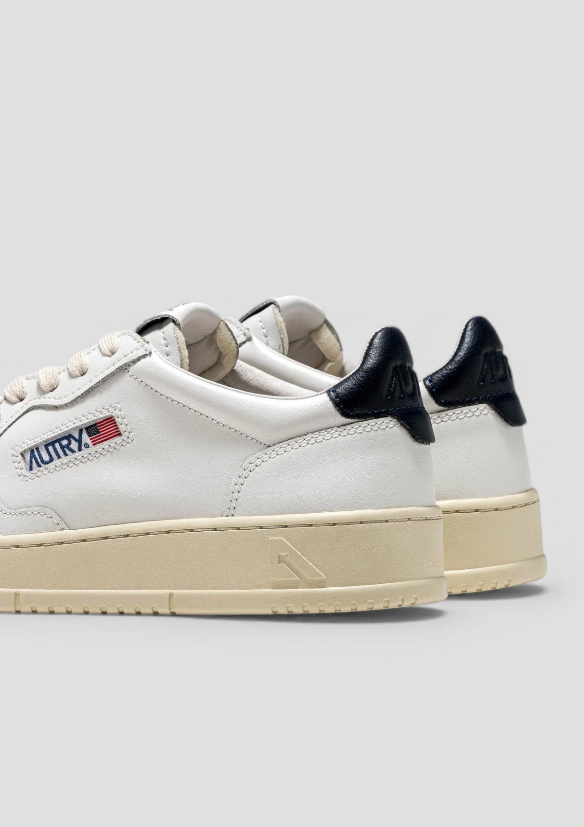 AULM-LL12 SNEAKERS MEDALIST LEATHER/LEATHER  WHITE/SPACE