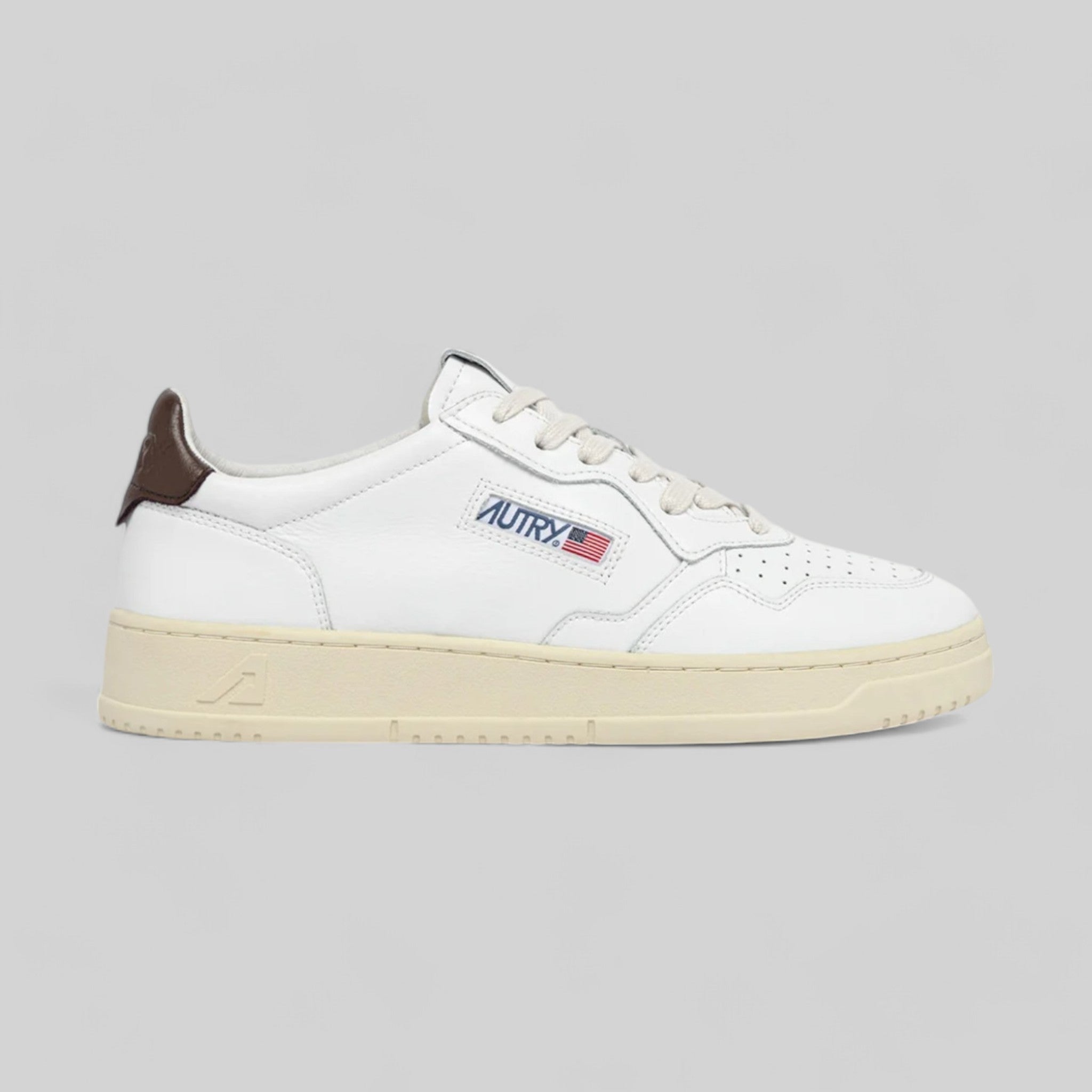 SNEAKERS AULM-LL53 MEDALIST LOW IN PELLE BIANCA E MARRONE