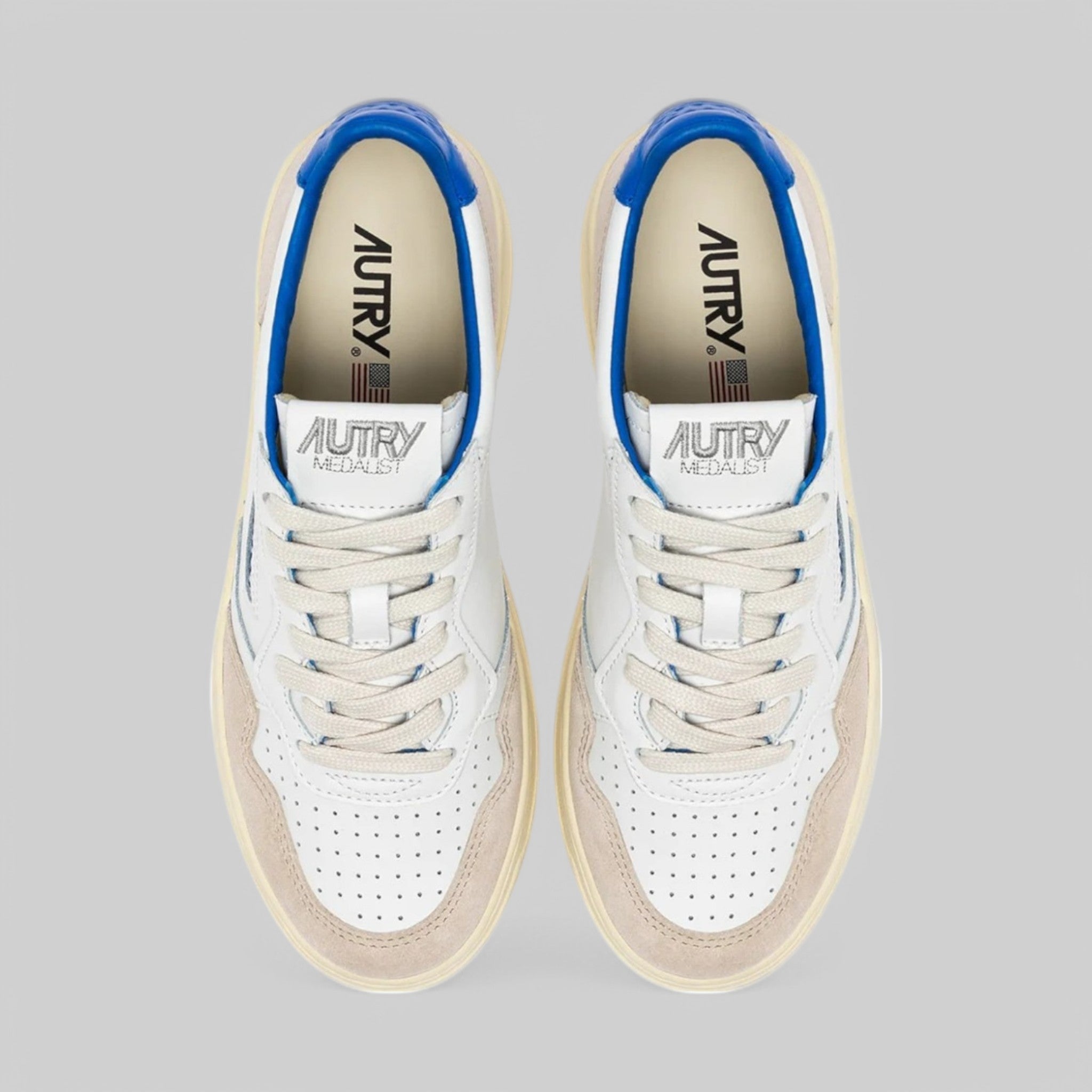 SNEAKERS AULW-MA06 MEDALIST LOW IN MATCH/SUEDE  WHT/PLBLUE