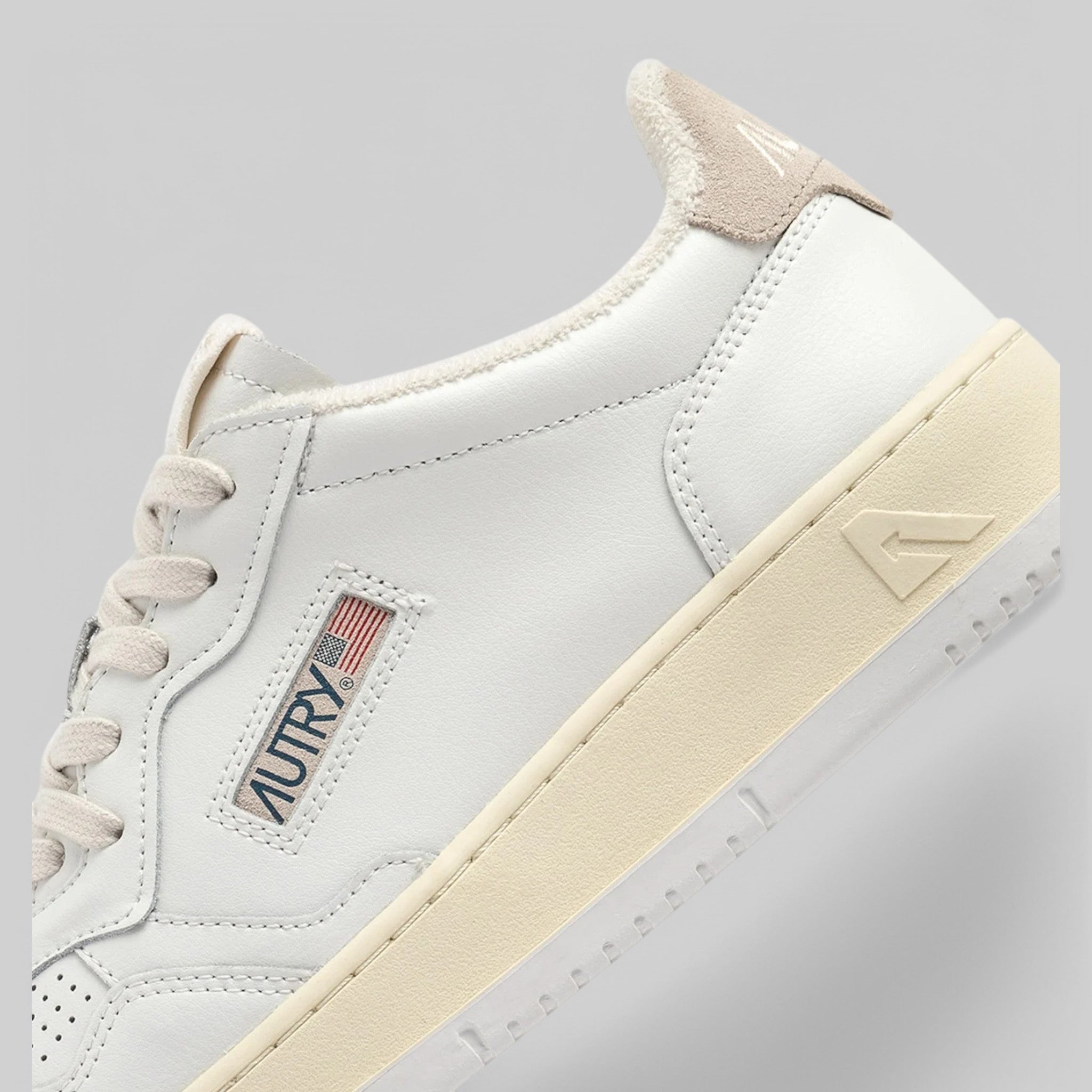 SNEAKERS AULM-VS05  MEDALIST LOW  VIRGIN/SPONGE  WHT/IVOR