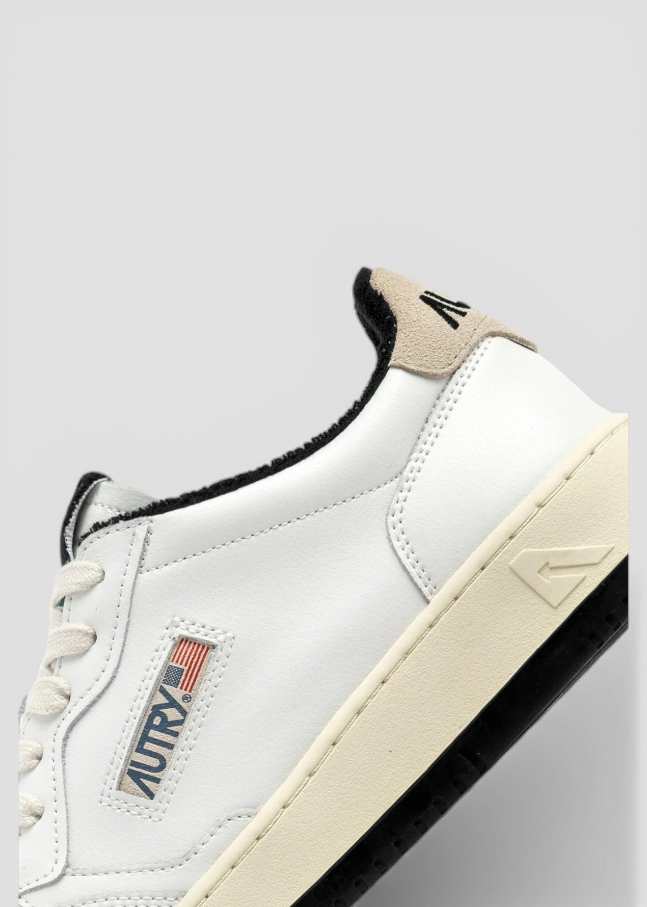 SNEAKERS AULM-VS08 SNEAKERS UOMO MEDALIST LOW  VIRGIN/SPONGE  WHT/BLK