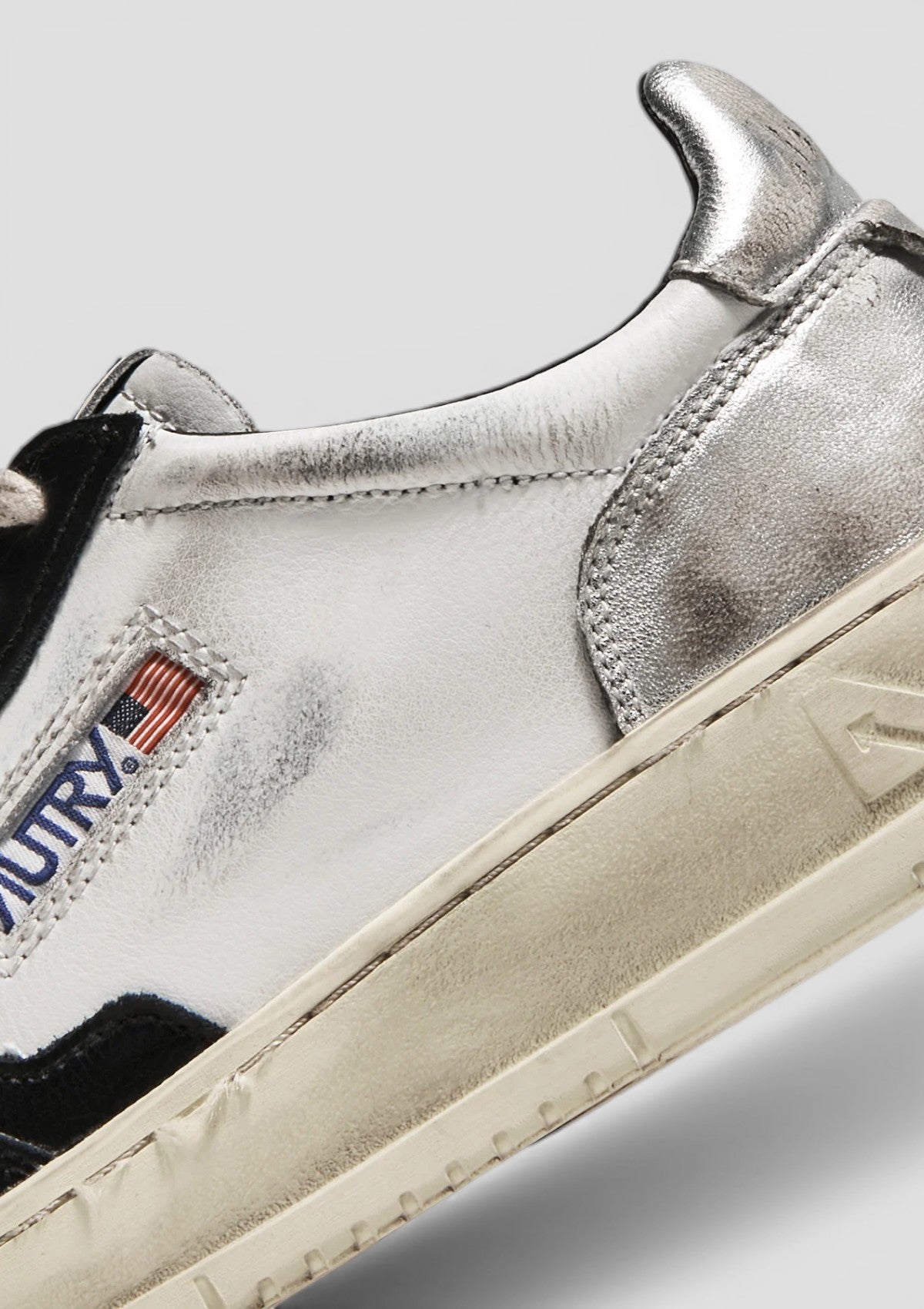 SS26-AVLM-SV11 SUPER VINTAGE UOMO LEAT/LEAT WHT/BLK/SIL