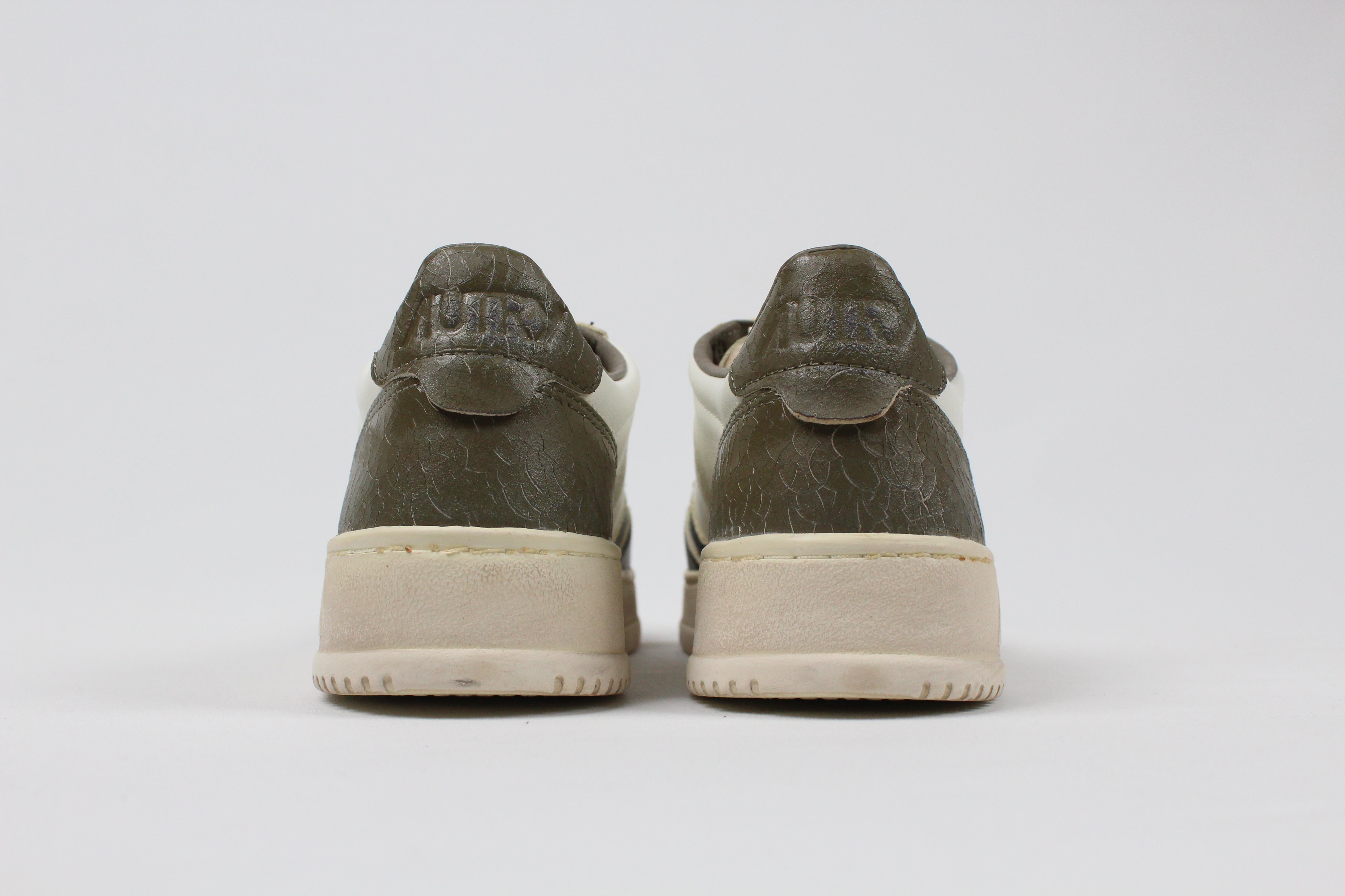 FW25  AVLM-SV46 SNEAKERS  SUP VINT  LEAT/LEAT  WHT/CVGR/BLK