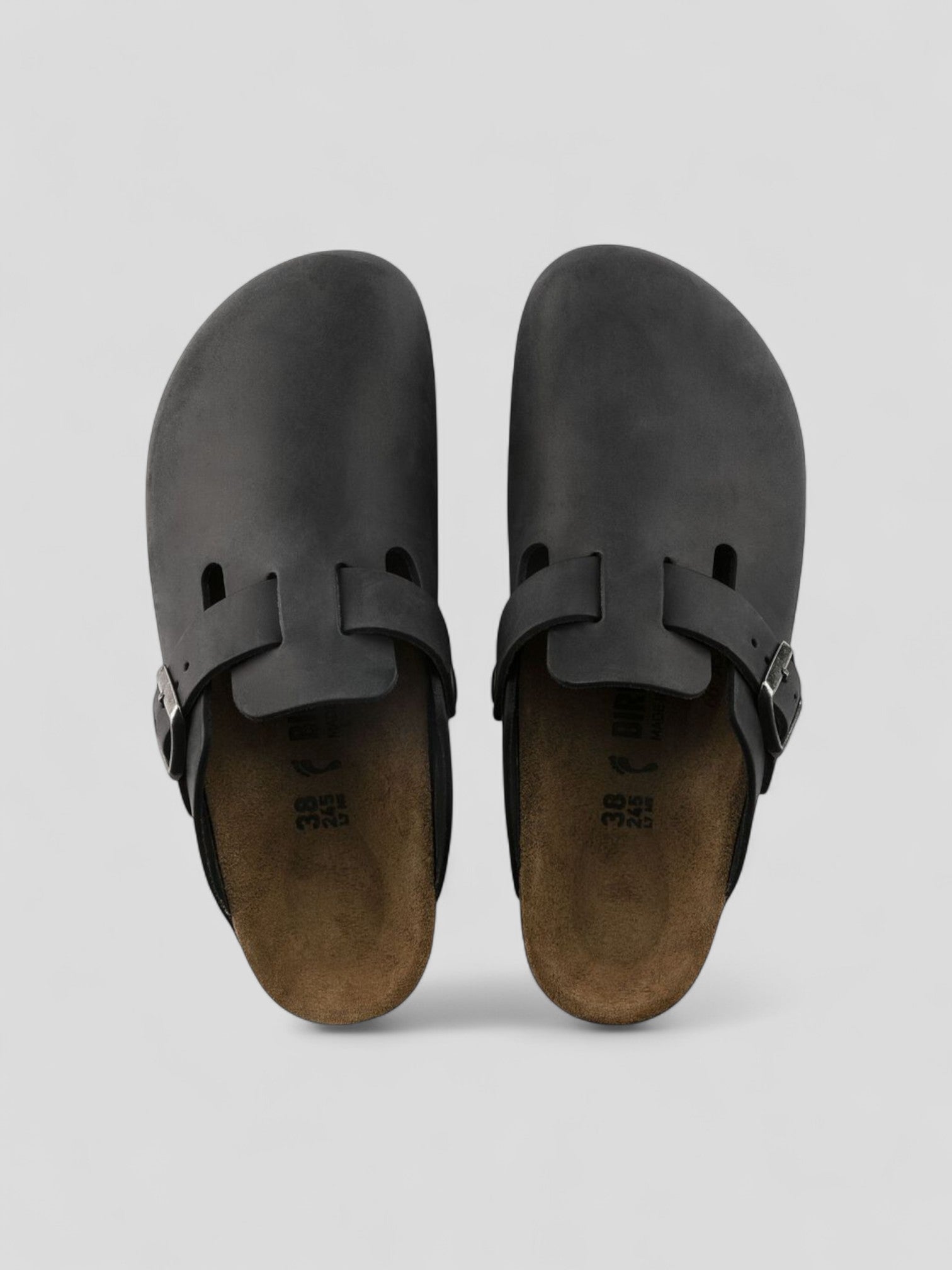 AI/FW25-059463  BOSTON BLACK OILED LEATHER UNISEX