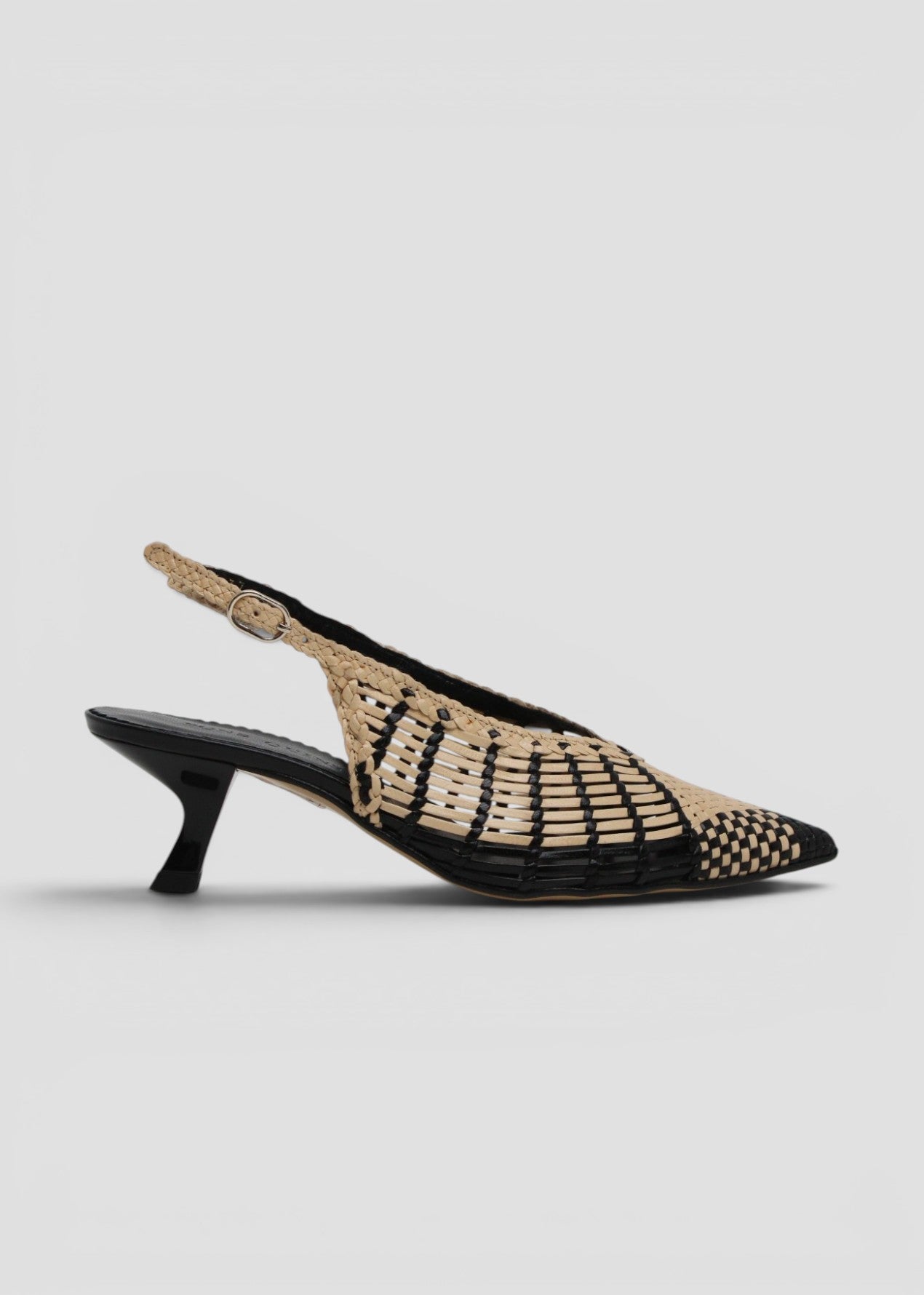 11953  SLINGBACK CAROL IN PELLE INTRECCIATA BICOLOR BEIGE E NERO.