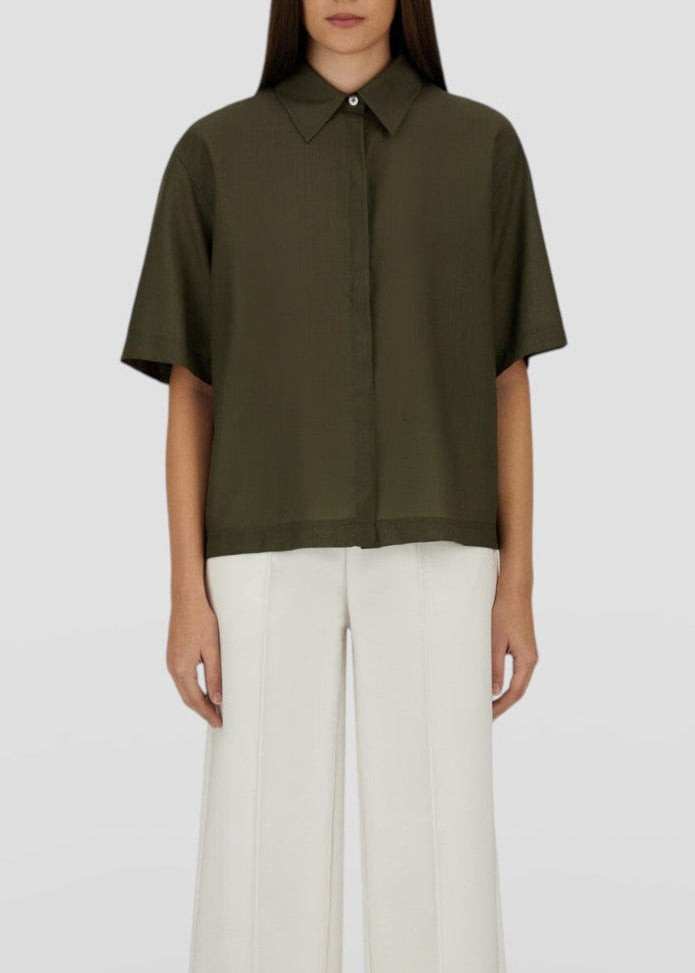 SS26-CM000055D-33487 CAMICIA MANICA CORTA VERDE MILITARE