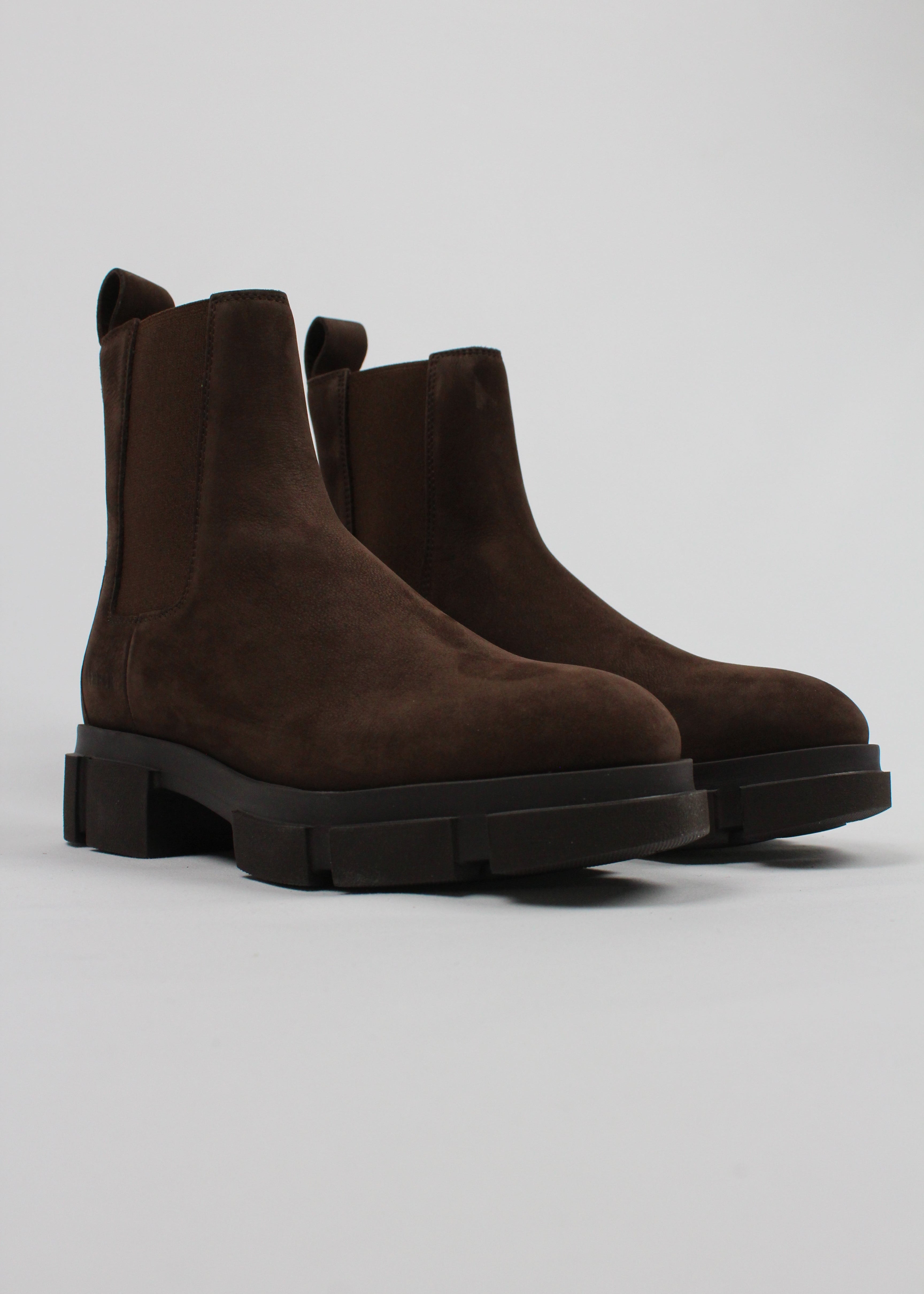 CHP570/NAB  STIVALETTO CHELSEA IN NUBUK COL CIOCCOLATO