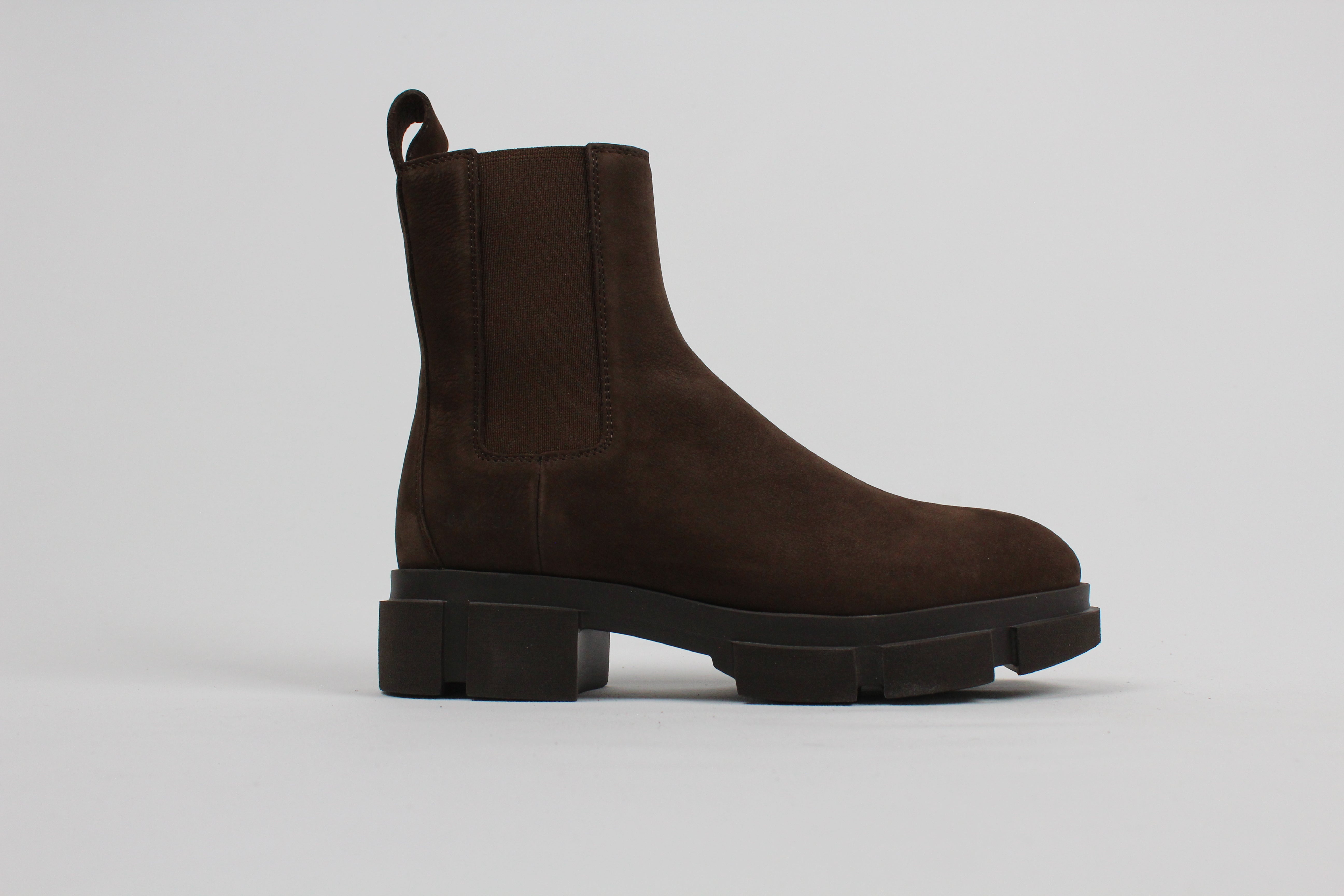 CHP570/NAB  STIVALETTO CHELSEA IN NUBUK COL CIOCCOLATO