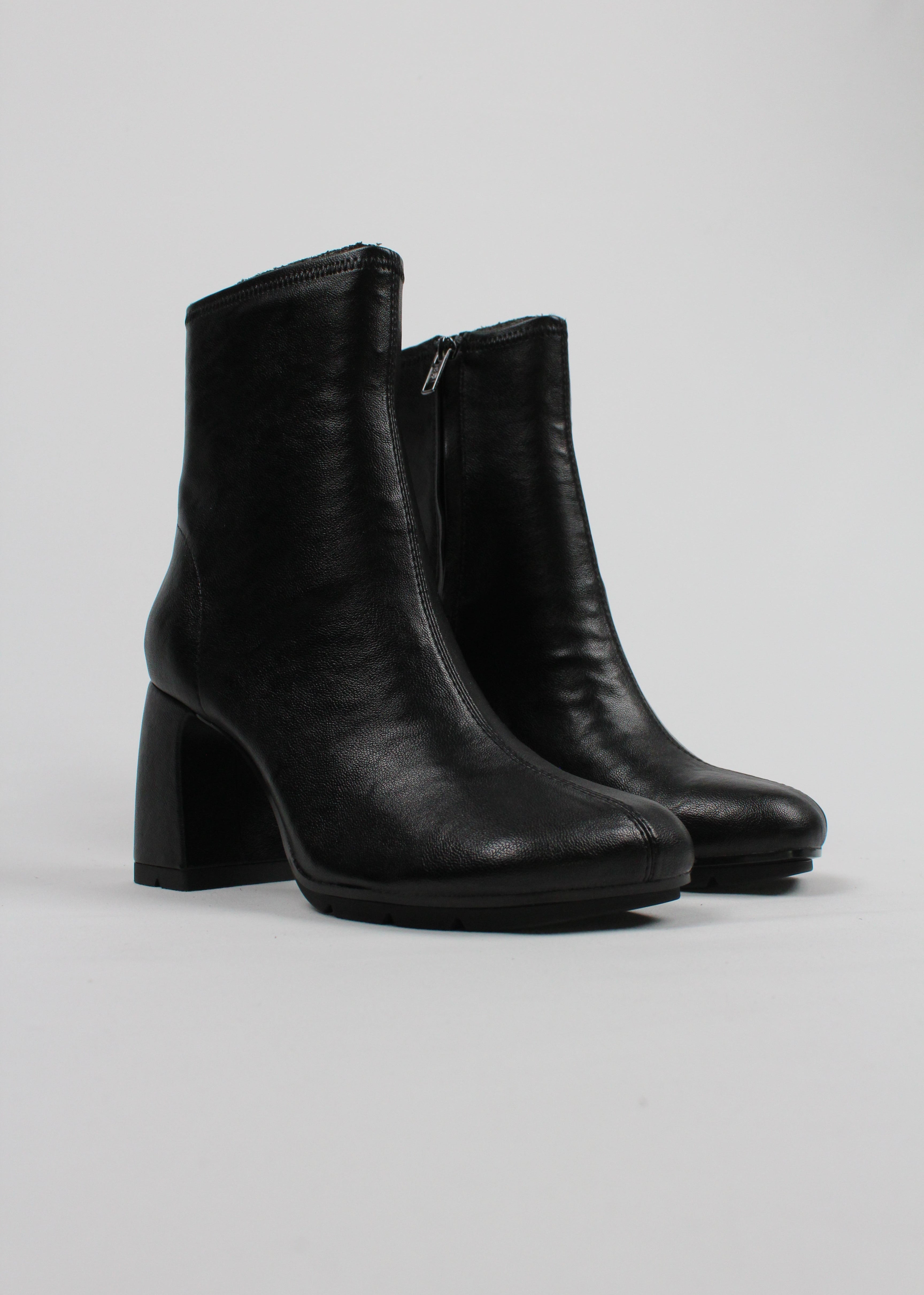 FW25-ECLATBIS01  STIVALETTO ECLAT IN NAPPA NERA CON ZIP LATERALE E TACCO 8,5 CM